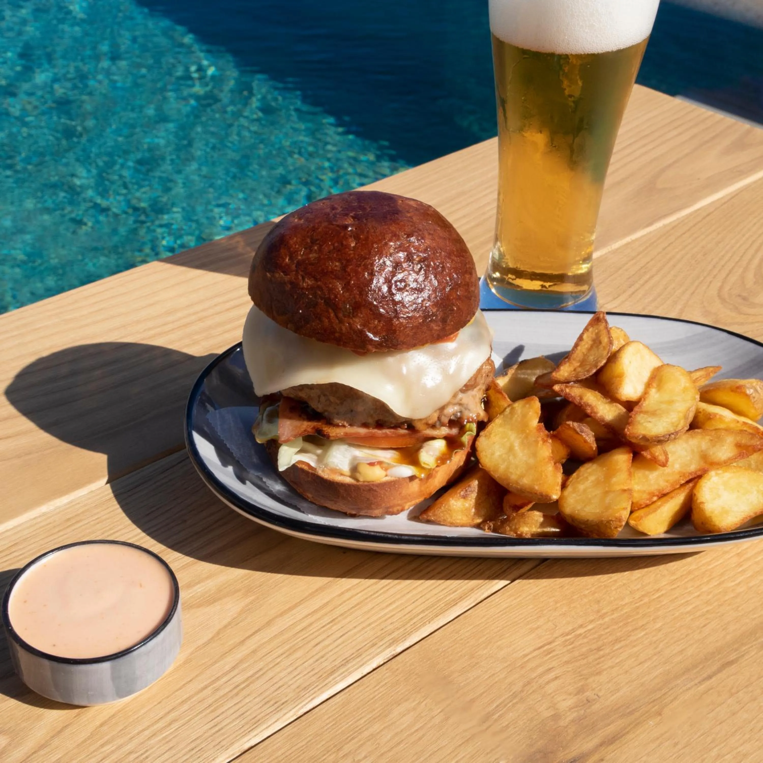 Restaurant/places to eat in Elesia Boutique Hotel