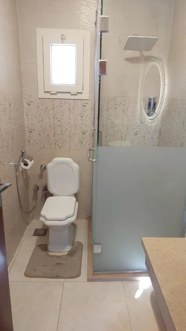 Shower in GEM view BOUTIQUE