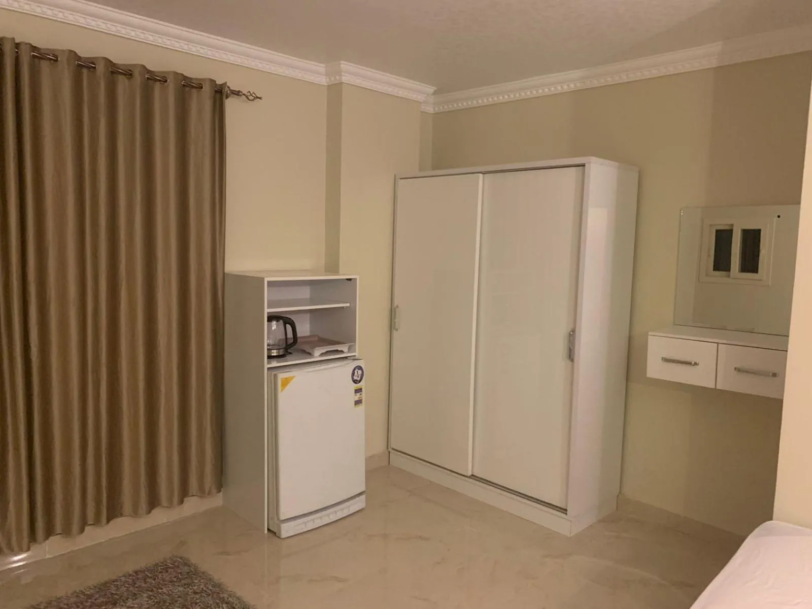 minibar in GEM view BOUTIQUE