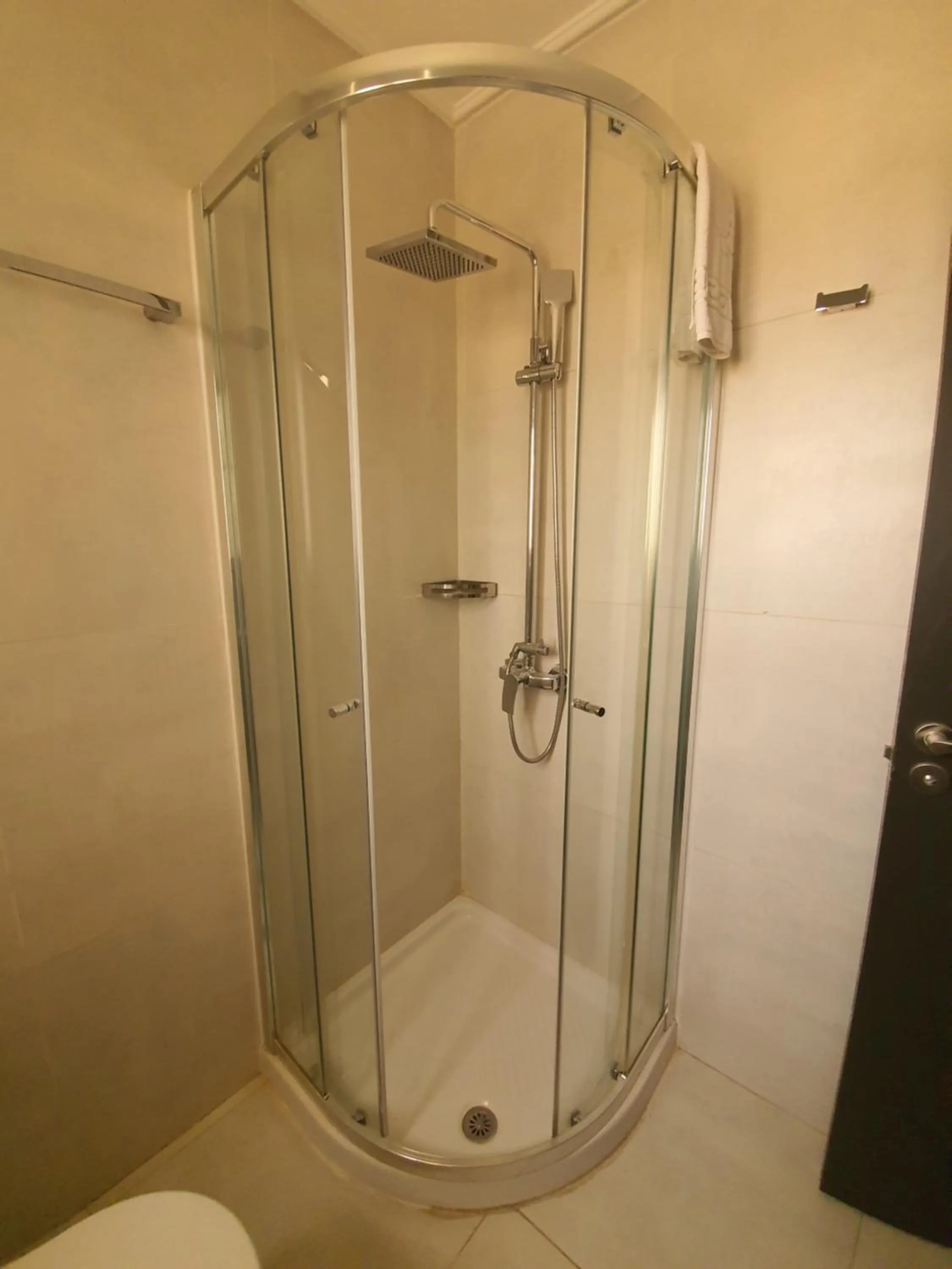 Shower in Al Khaima City Center