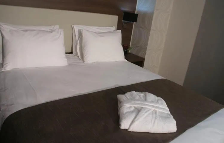 Bed in Al Khaima City Center