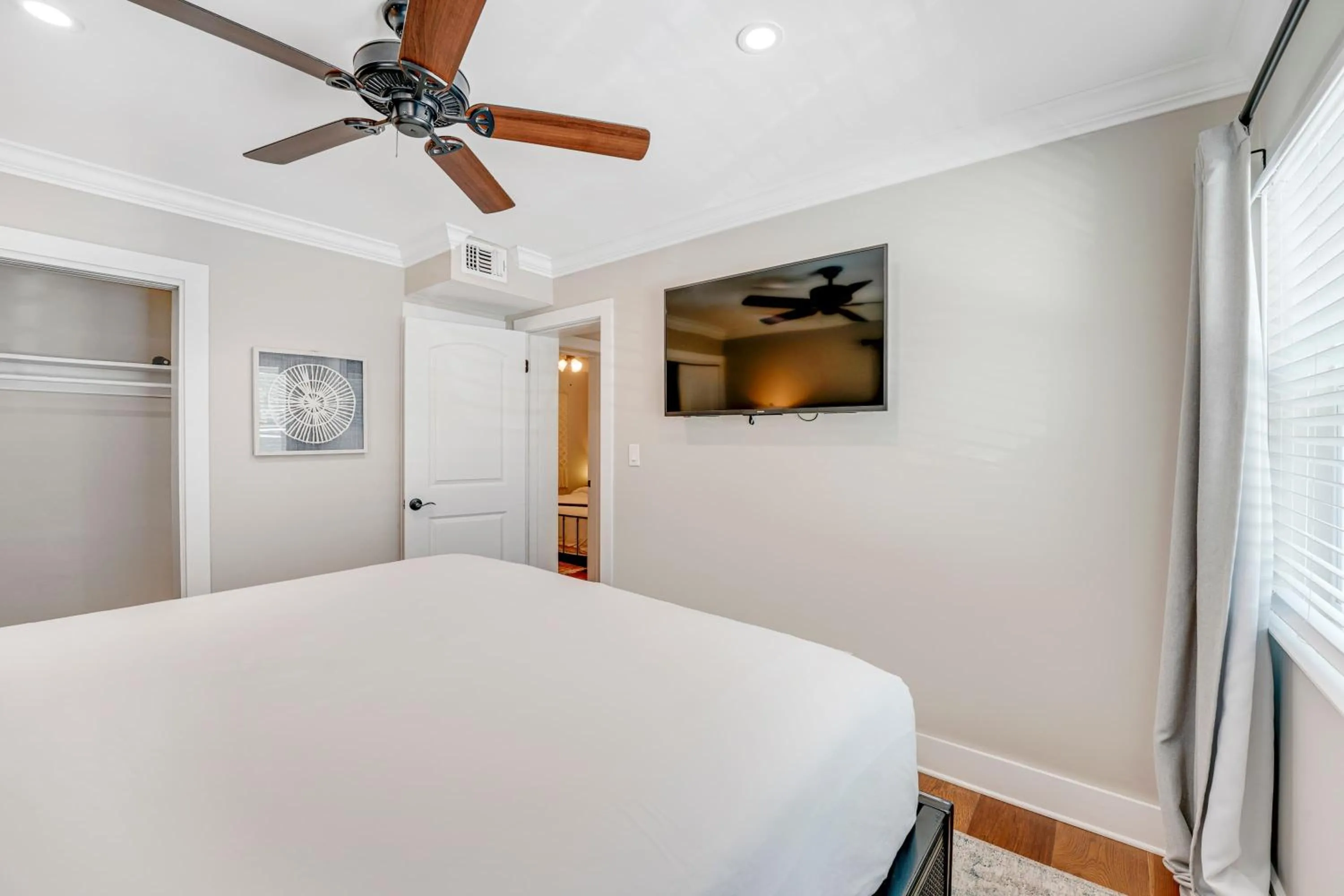 Bed in Remodeled Downtown Apartment #1