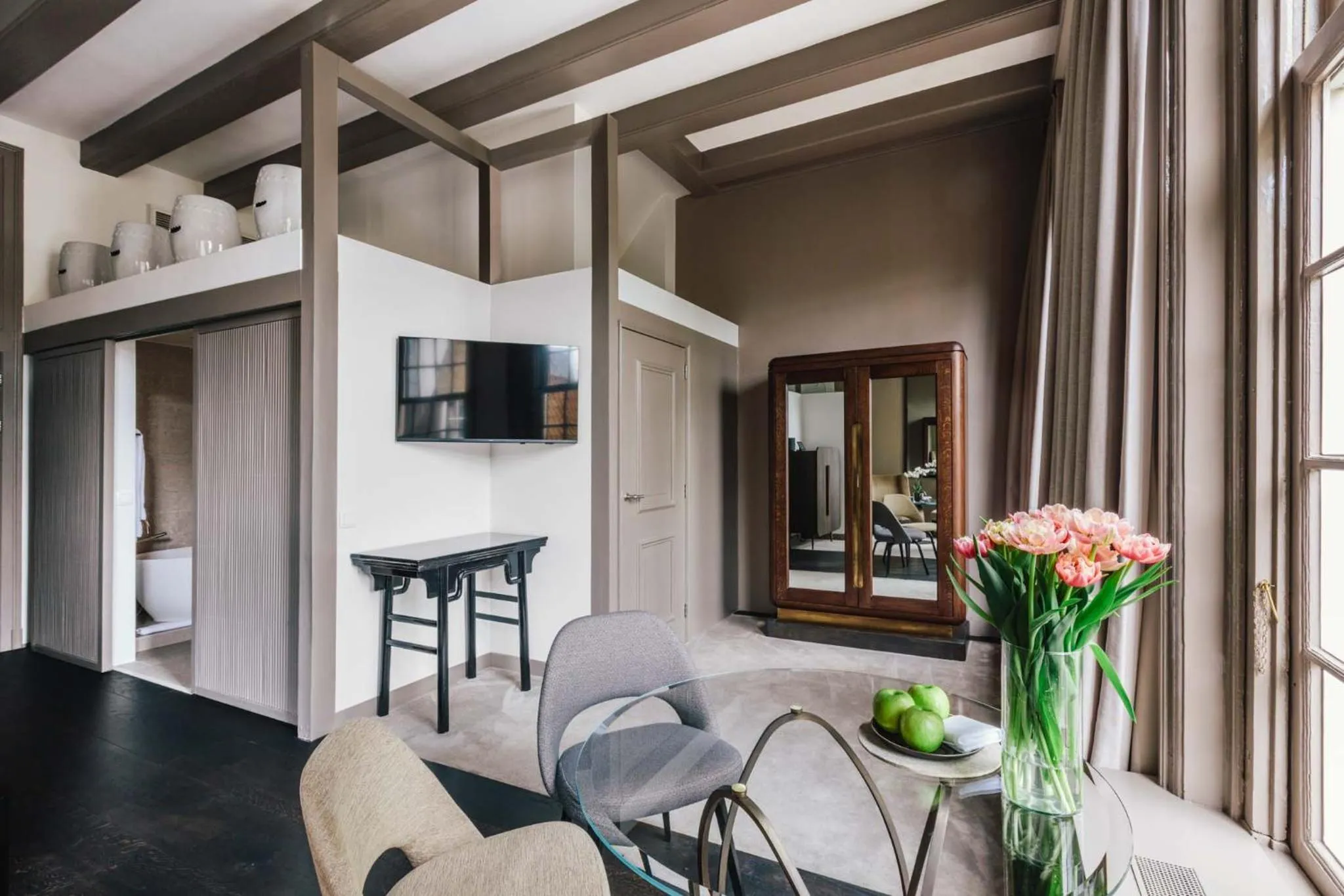 Living room in The Dylan Amsterdam - The Leading Hotels of the World