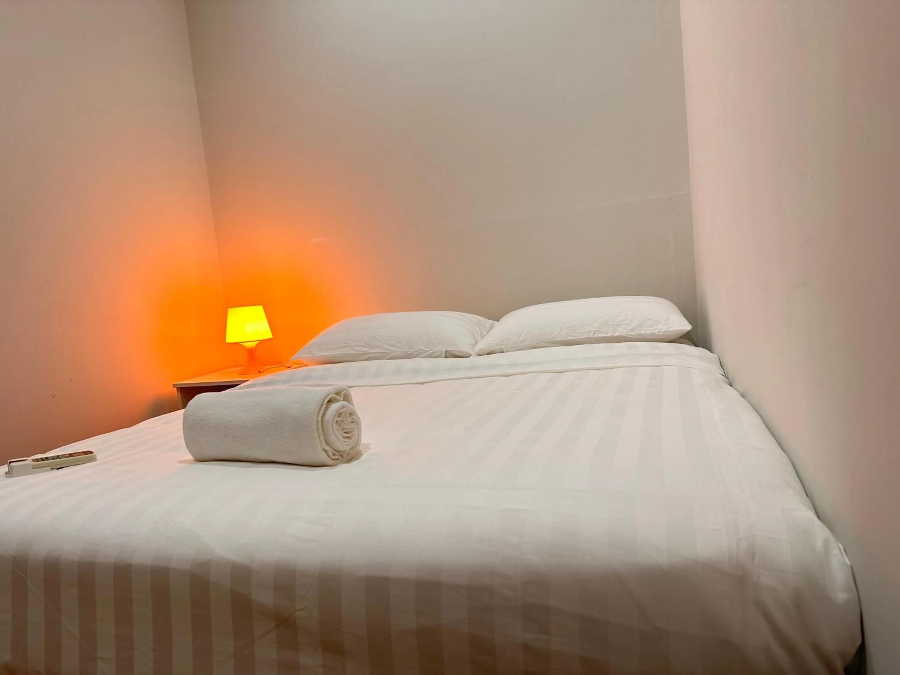 Photo of the whole room, Bed in Soho Suites KLCC By Grand Suites KL