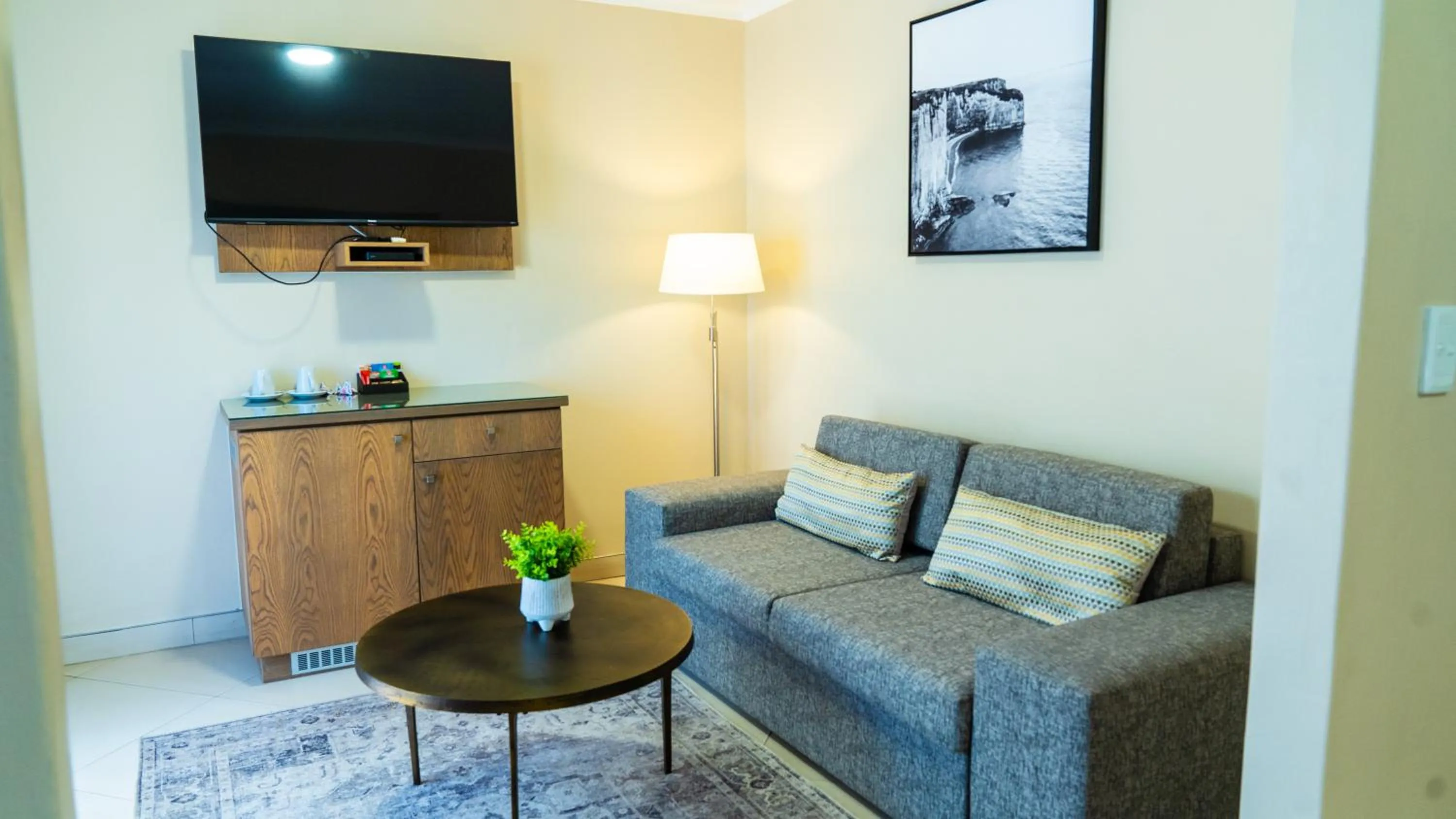 TV and multimedia in Windhoek Gardens Boutique Hotel