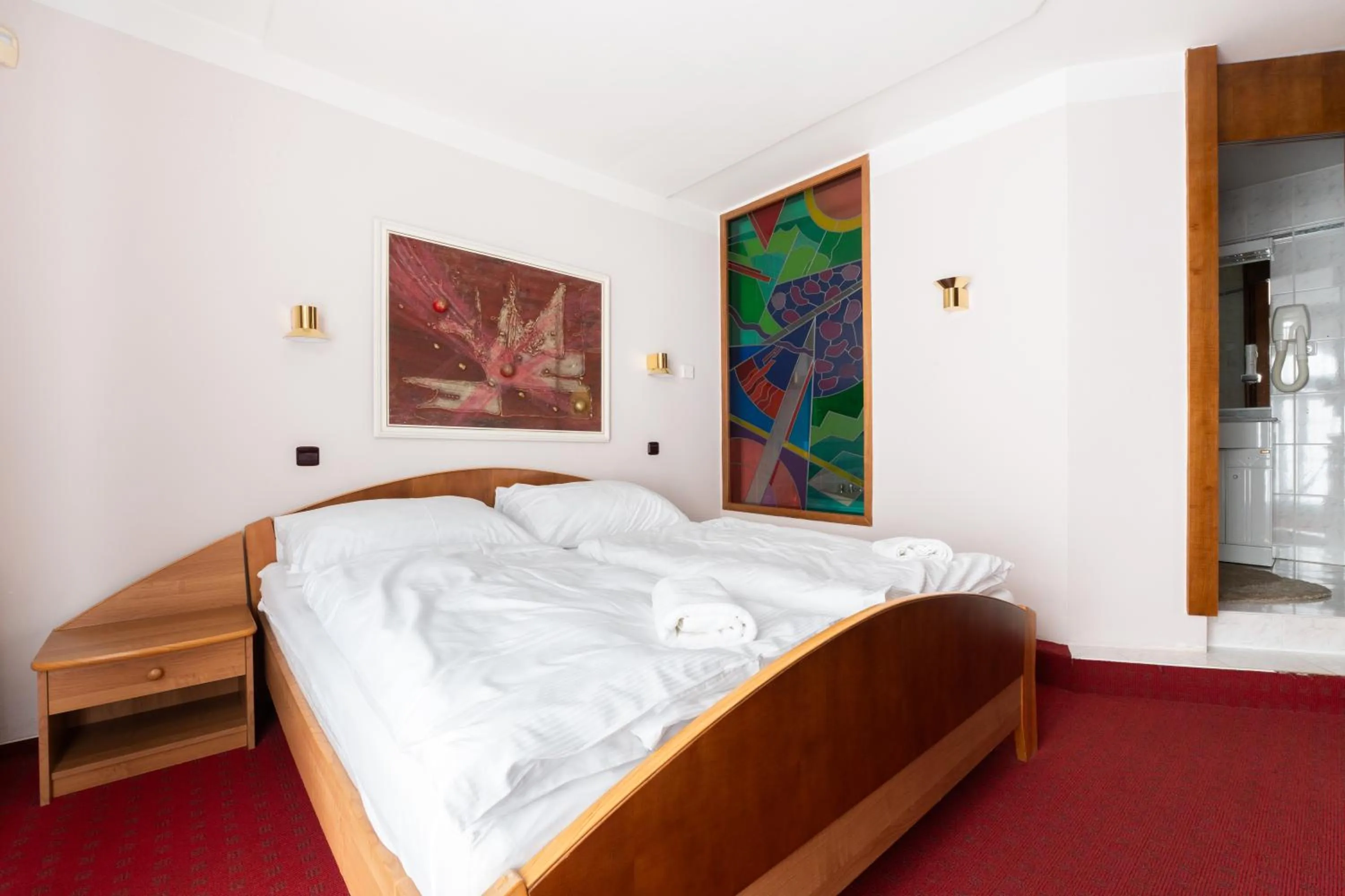 Bed in Hotel Širák