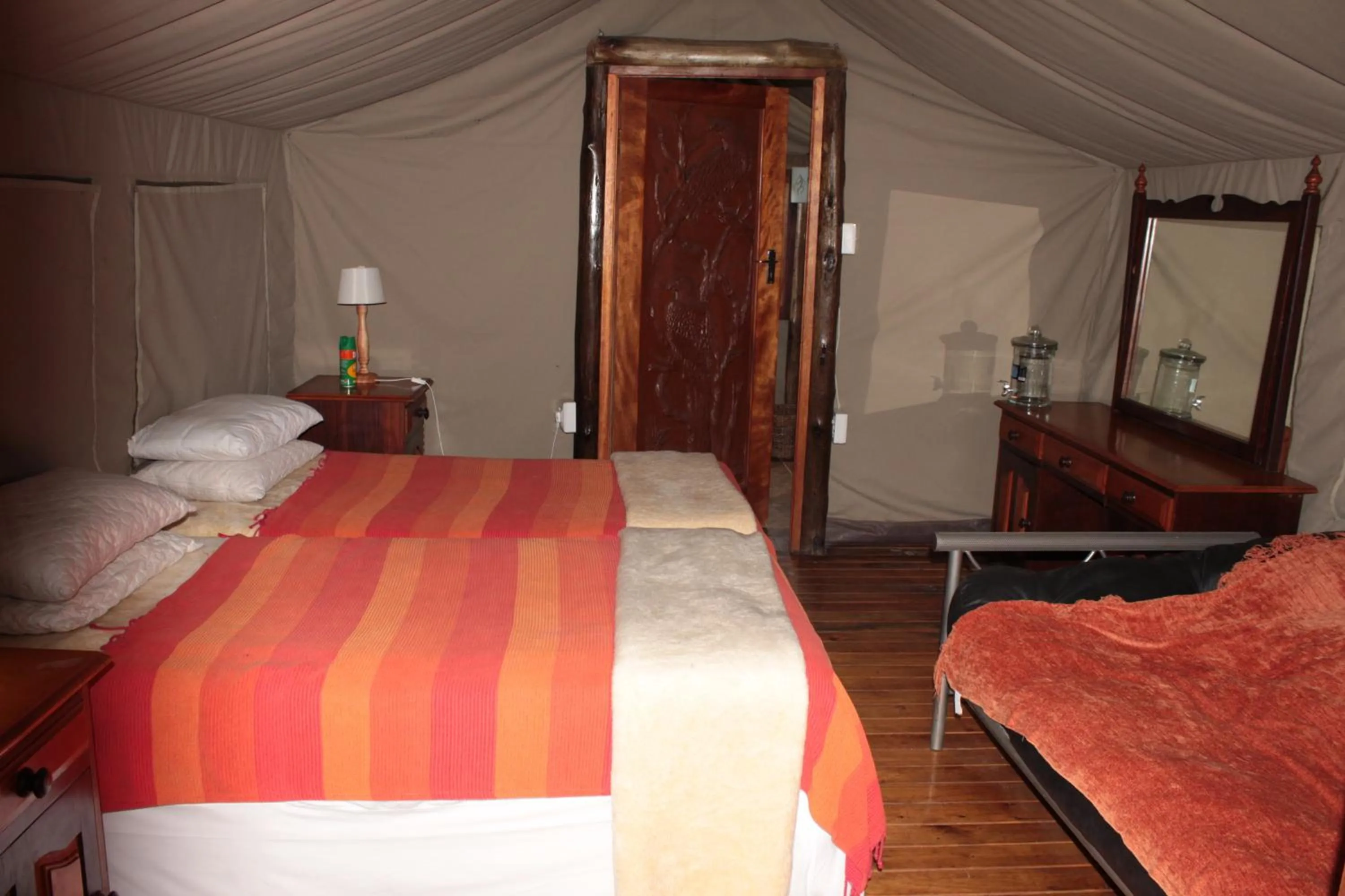 Bedroom, Bed in Inkwenkwezi Private Game Reserve