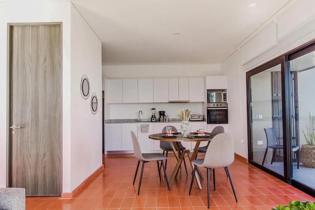Dining area in Tribu Chapultepec 67
