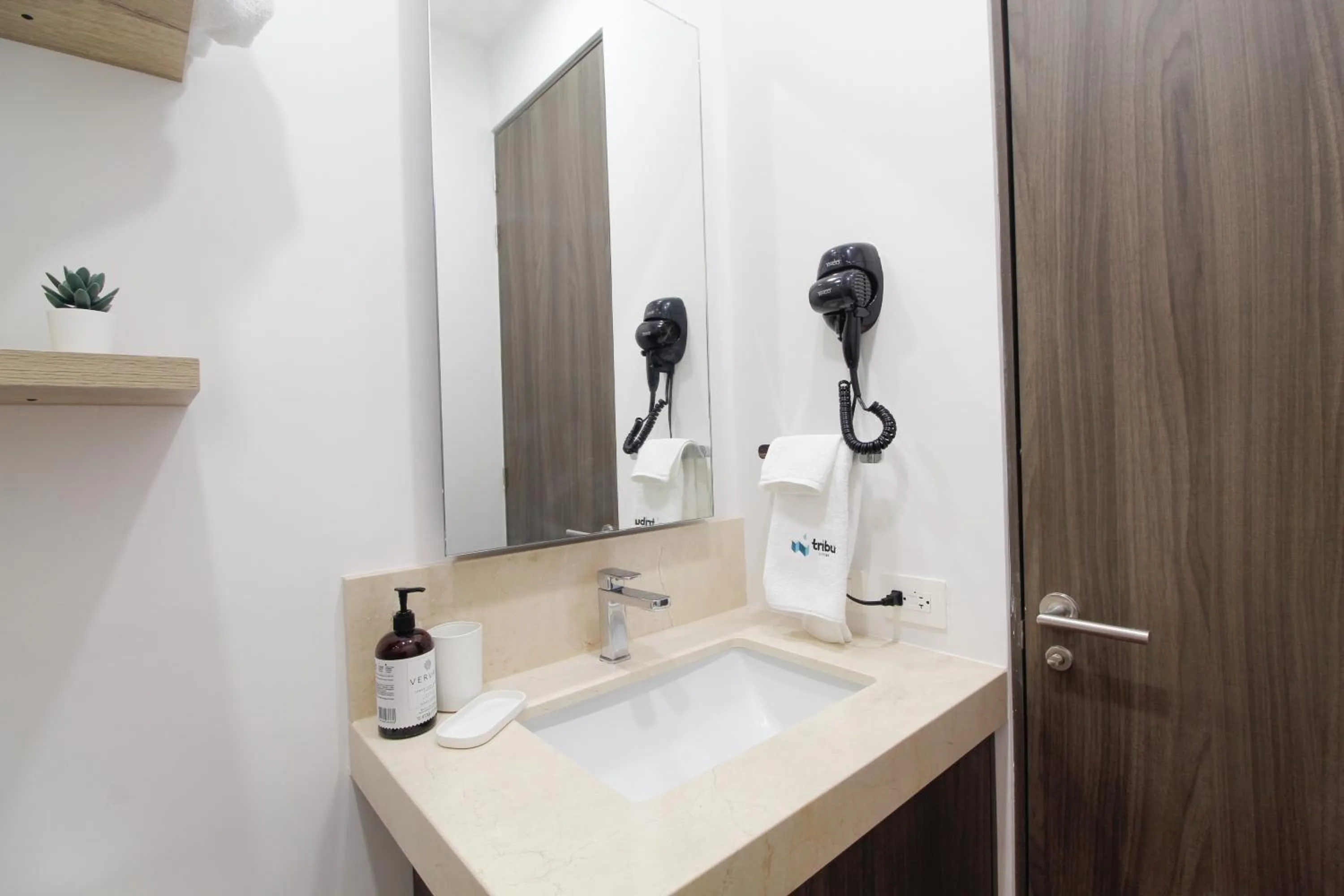 Bathroom in Tribu Chapultepec 67