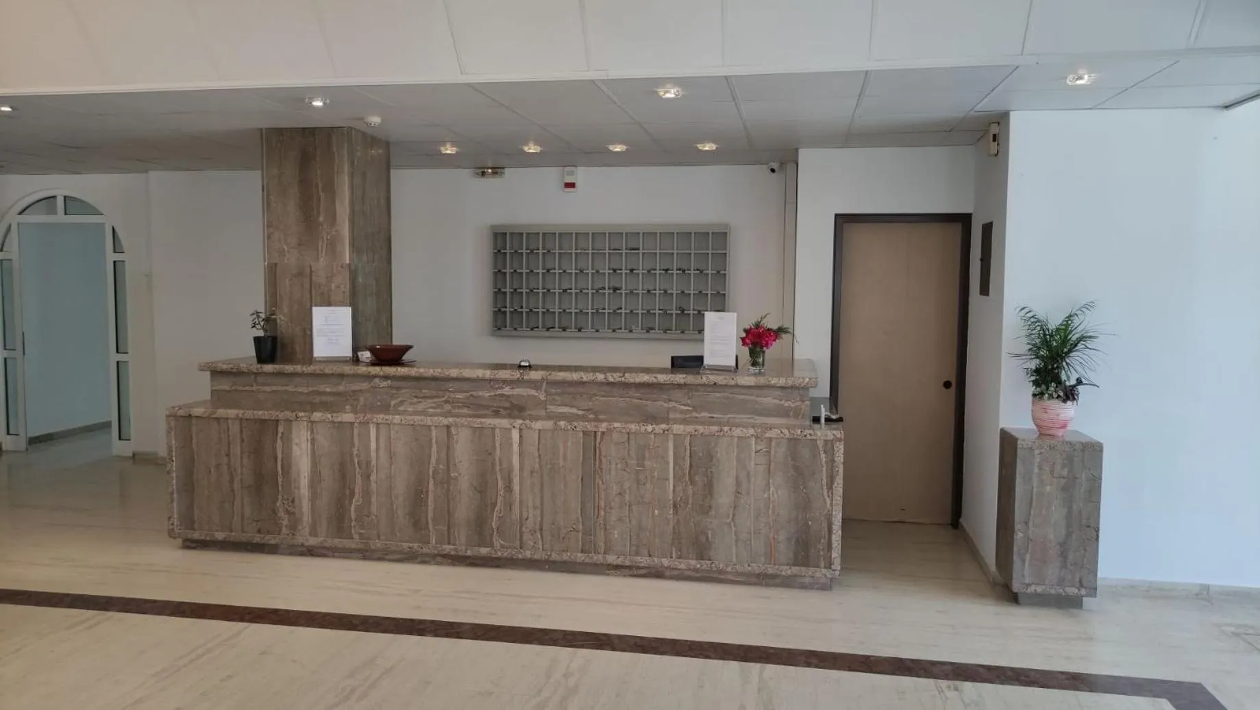 Lobby or reception in California Beach Hotel - Adults Only