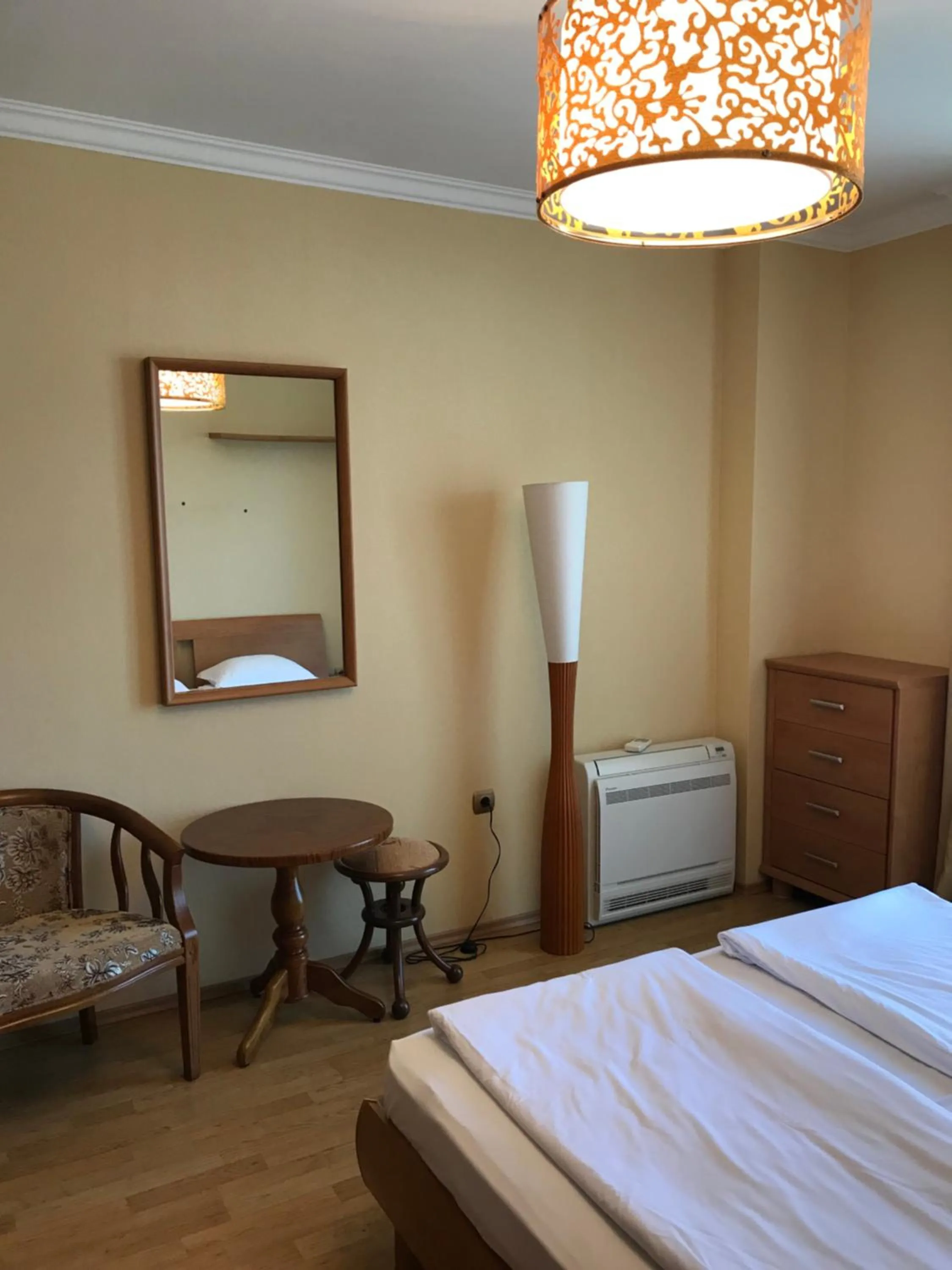 Bed in ApartComplex Splendid