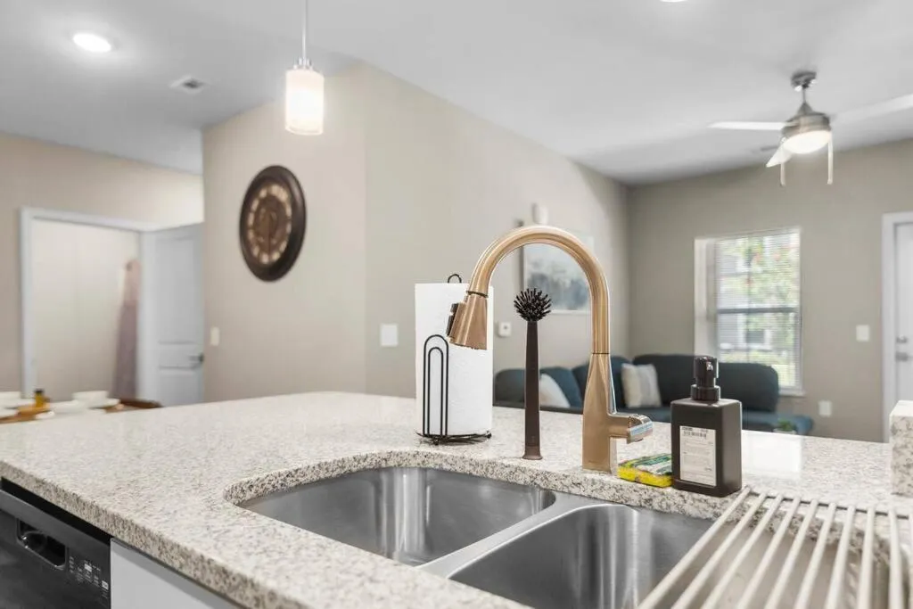 Luxury Living: 1BR Condo w/ Resort-Style Amenities