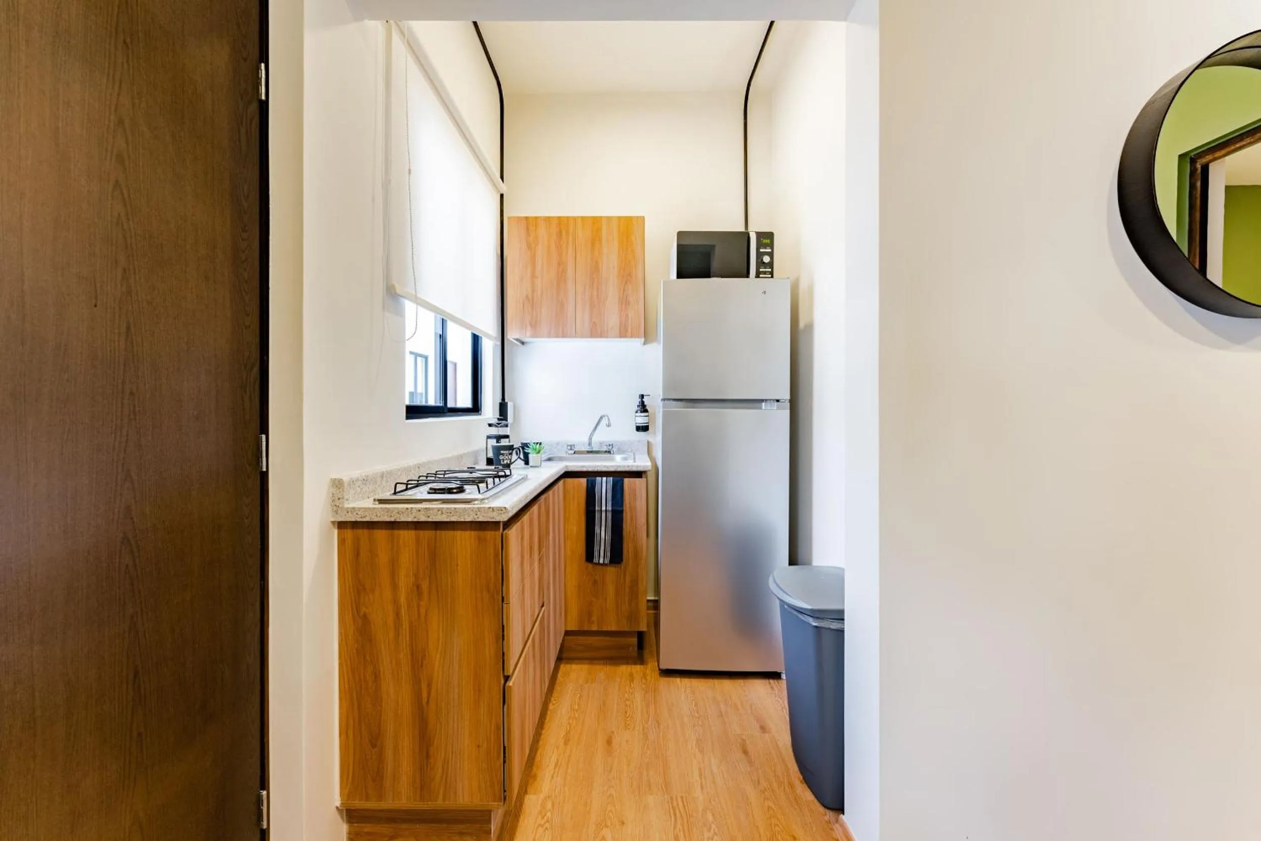 Kitchen or kitchenette in Mariano Escobedo Apartments by VH