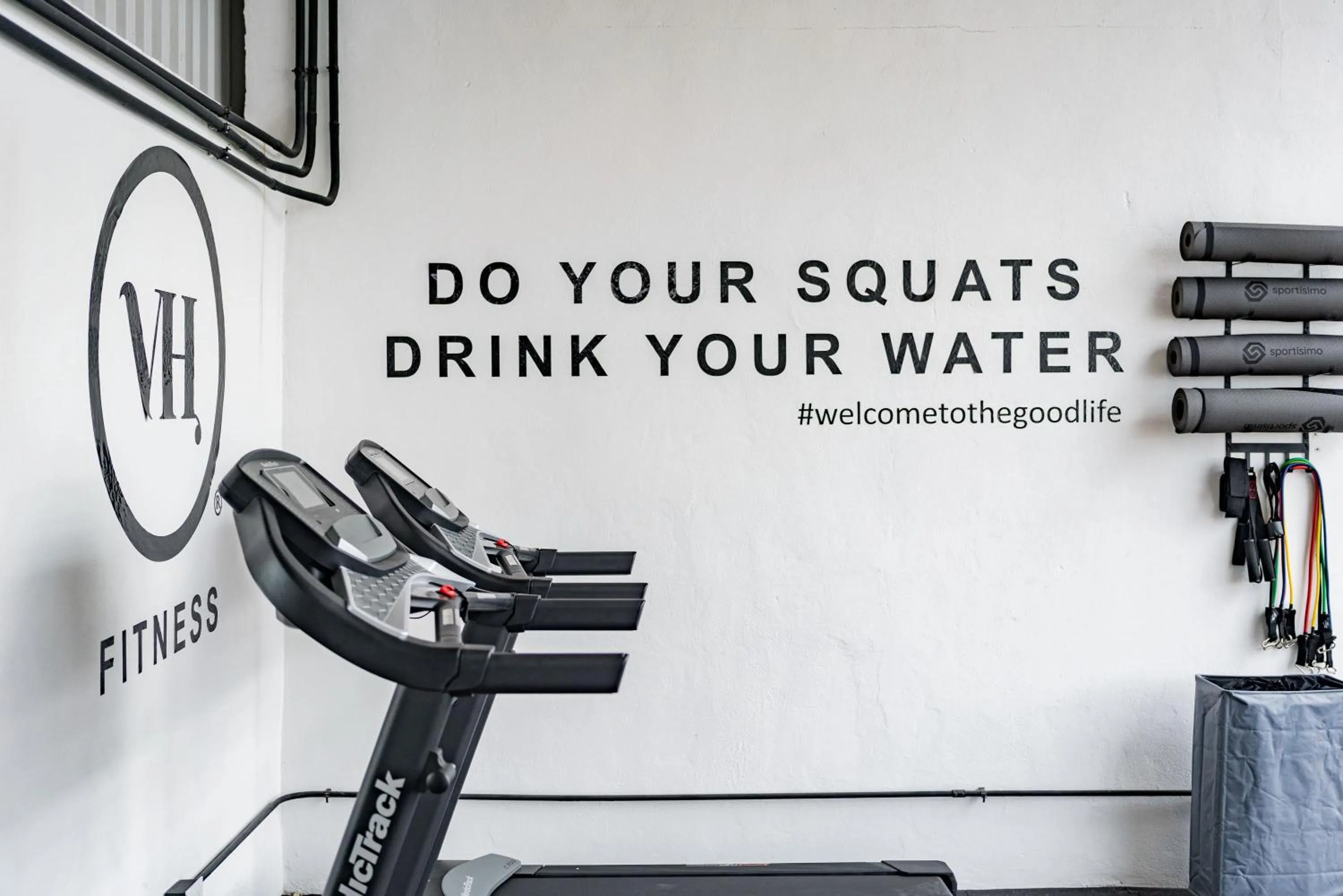 Fitness centre/facilities in Mariano Escobedo Apartments by VH