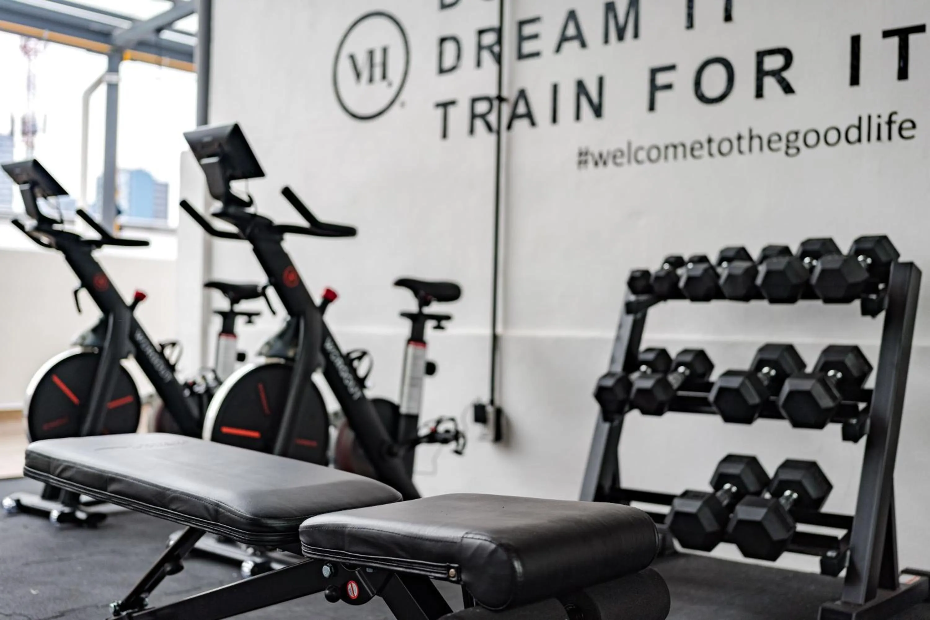 Fitness centre/facilities in Mariano Escobedo Apartments by VH