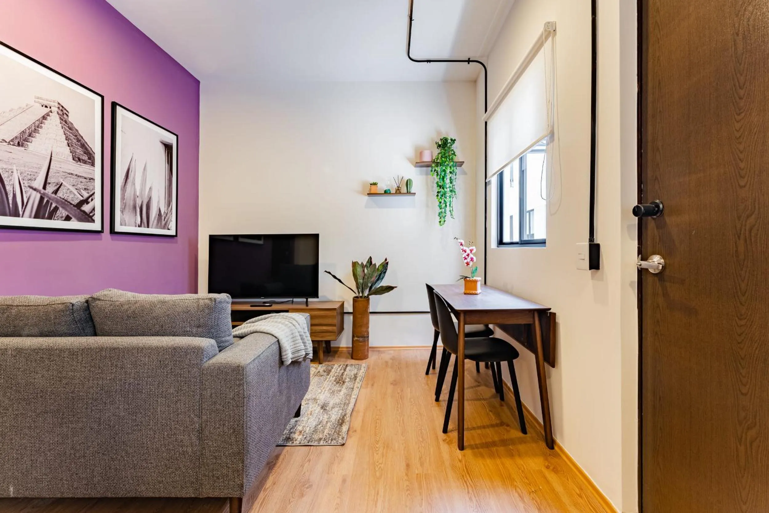 Living room in Mariano Escobedo Apartments by VH