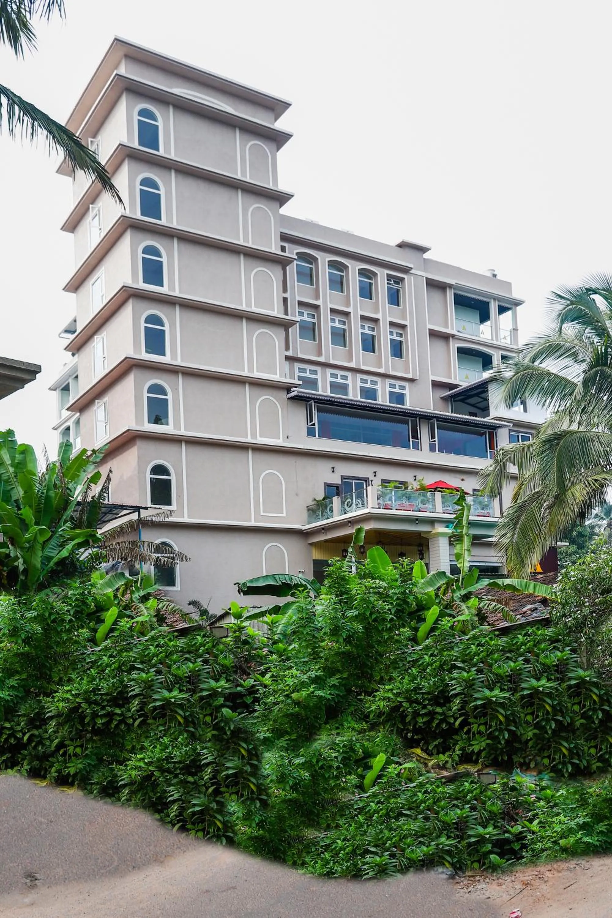 Property building in The Avenue Grand