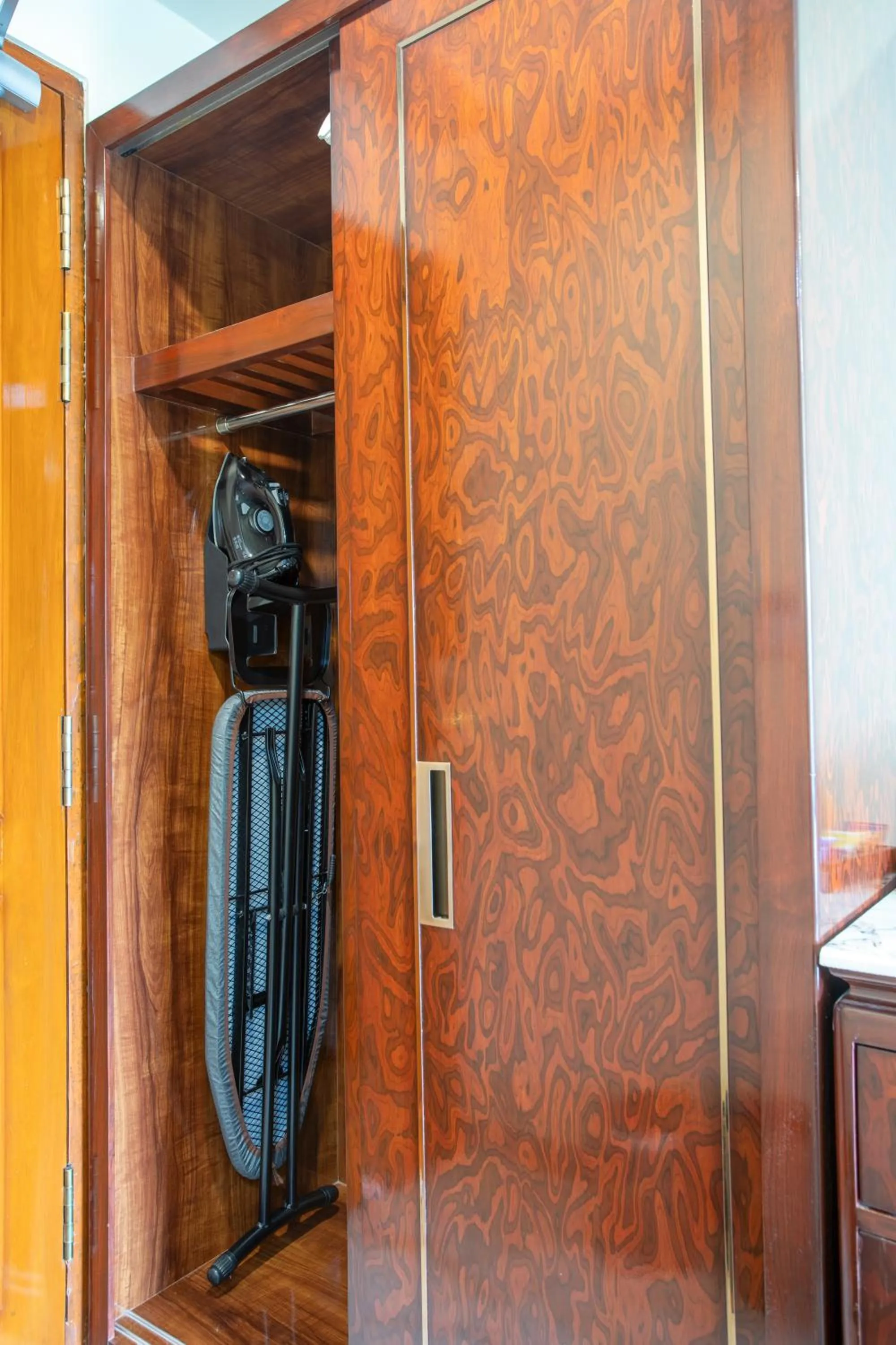 furniture in The Avenue Grand