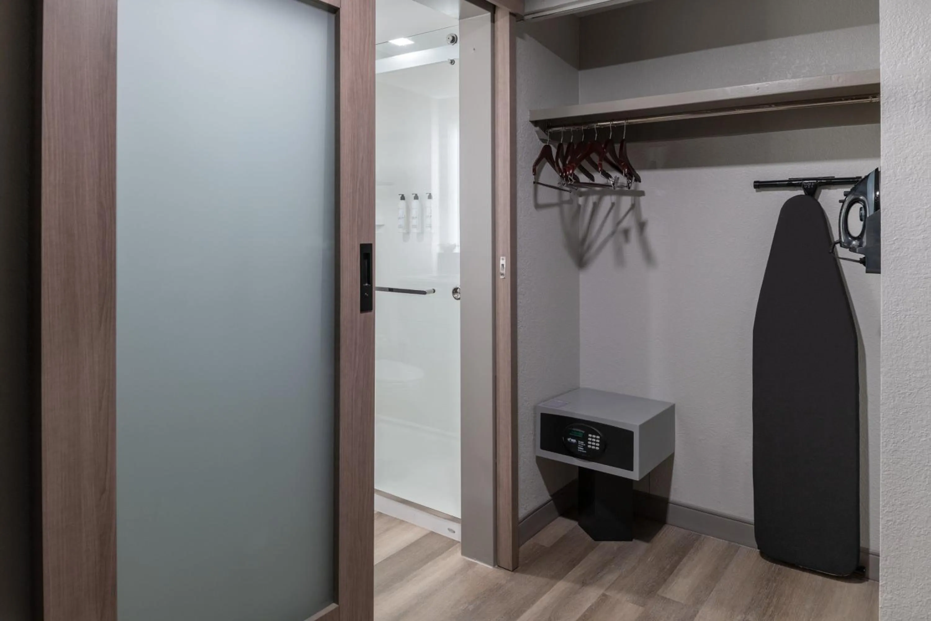 Photo of the whole room in Fairfield by Marriott Inn & Suites Framingham