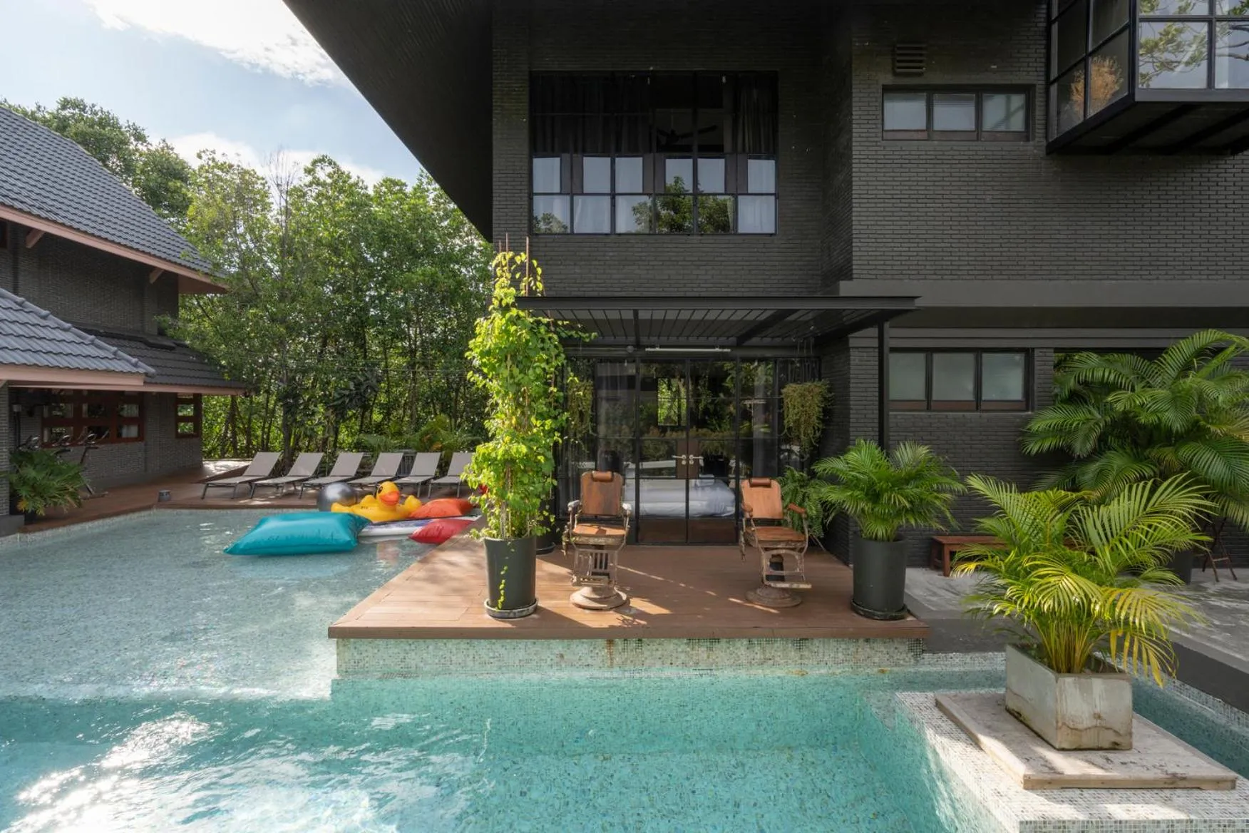 Swimming pool in Phrip Phri Luxury Pool Villas