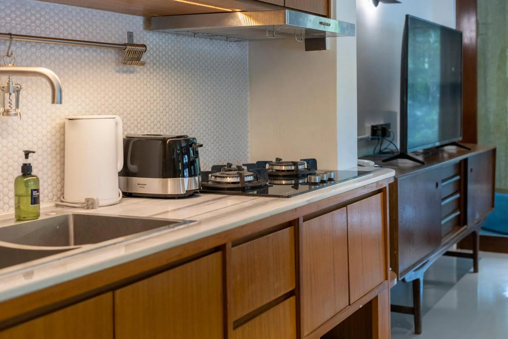 Kitchen or kitchenette in Phrip Phri Luxury Pool Villas