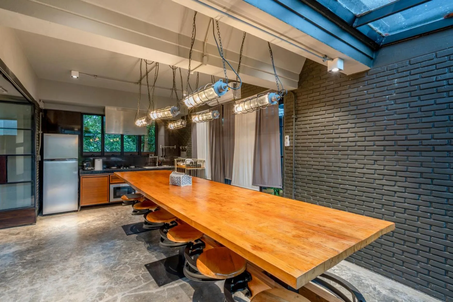 Dining area in Phrip Phri Luxury Pool Villas