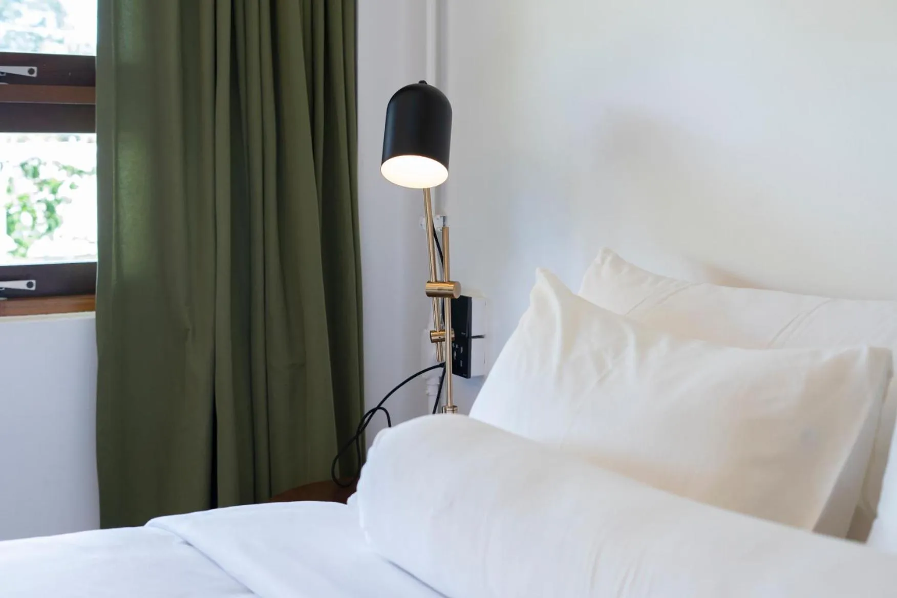 Bed in Phrip Phri Luxury Pool Villas