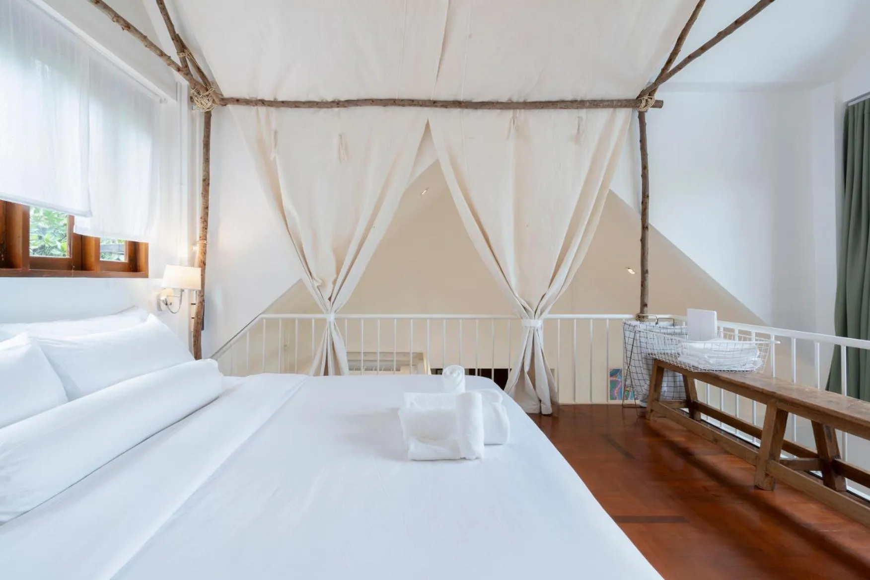 Bedroom in Phrip Phri Luxury Pool Villas