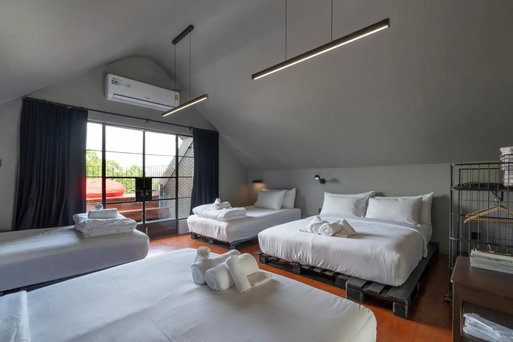 Bedroom in Phrip Phri Luxury Pool Villas