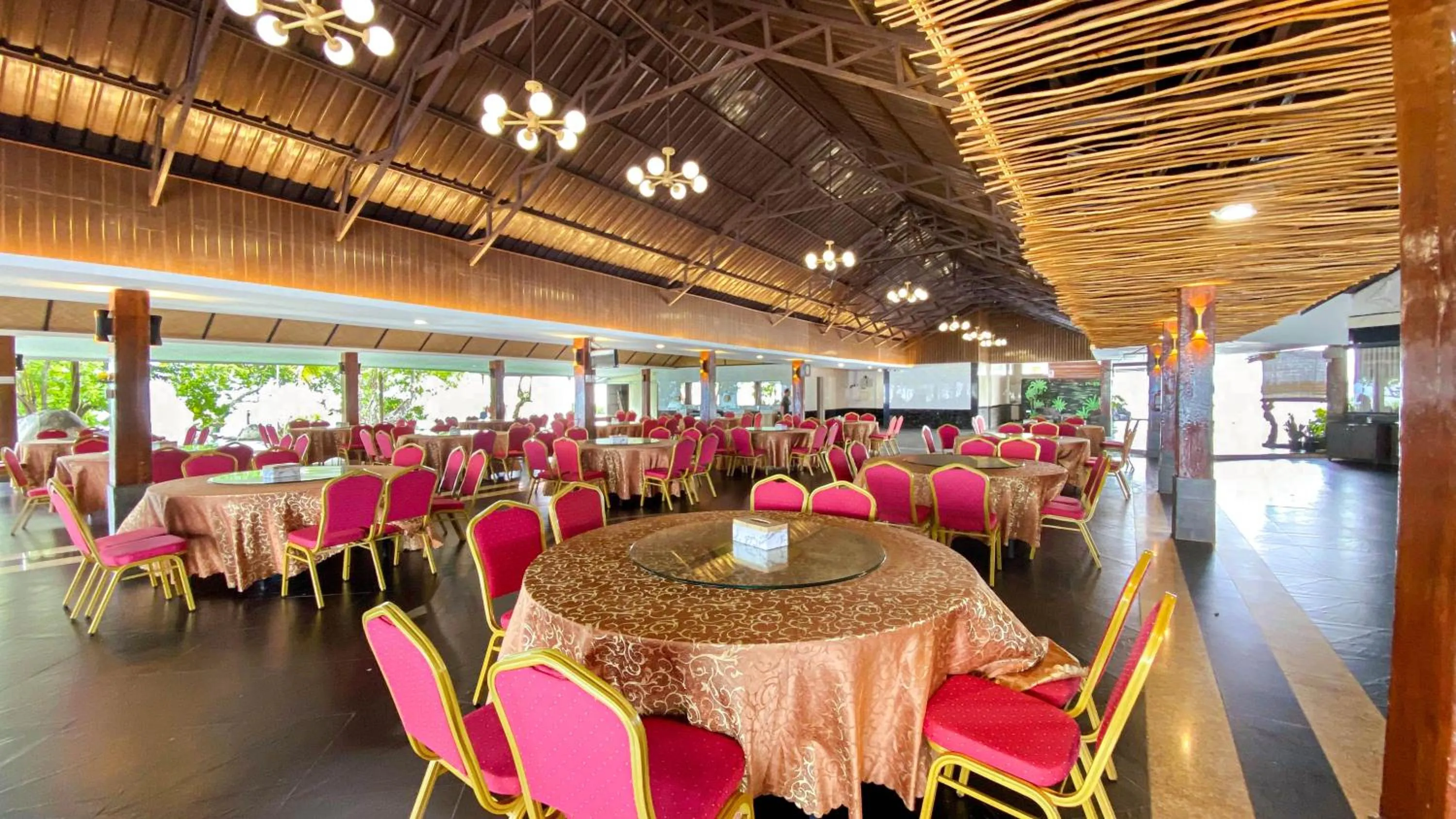 Restaurant/places to eat in Agro Hotel Bintan