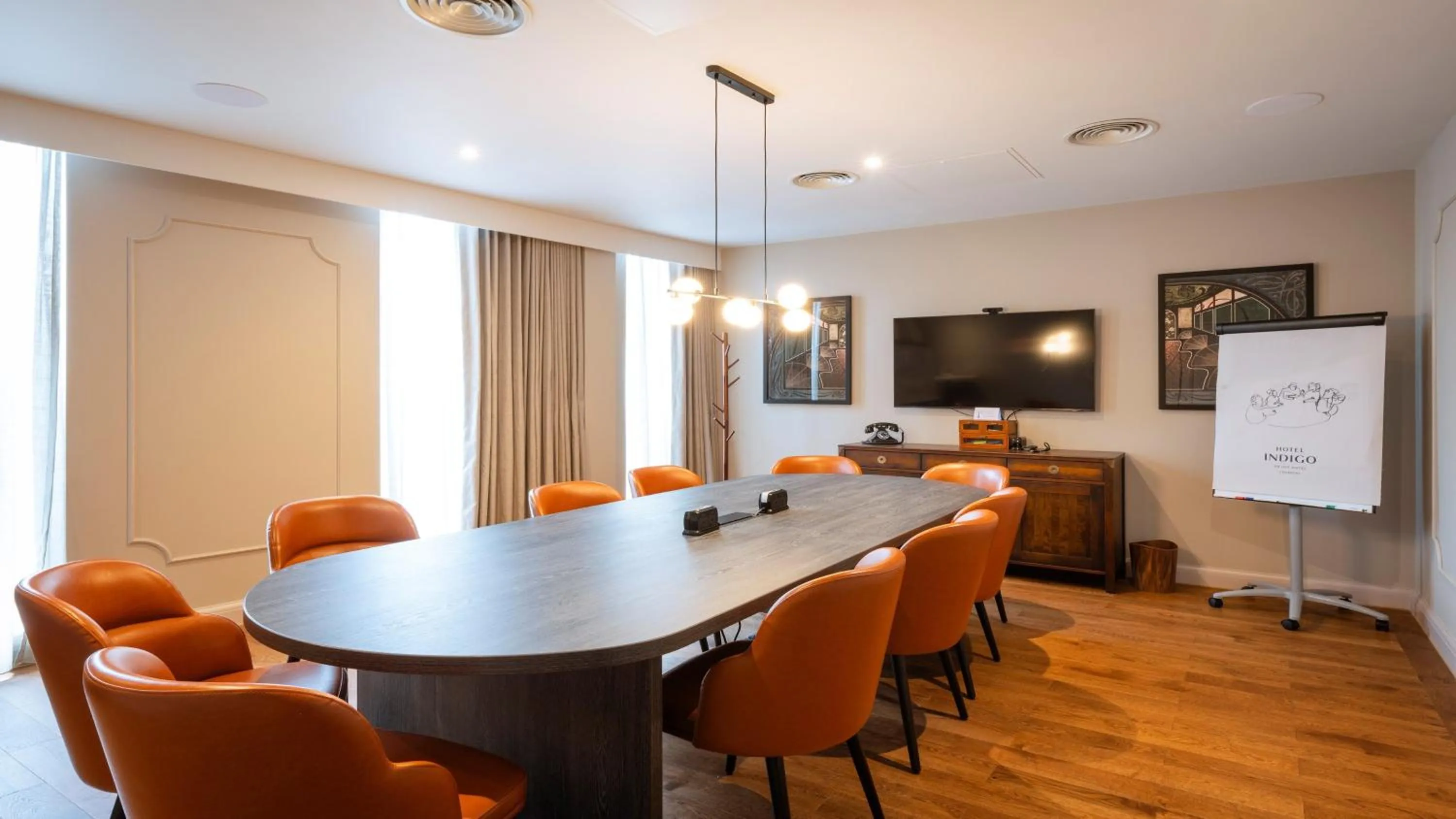 Meeting/conference room in Hotel Indigo Coventry by IHG