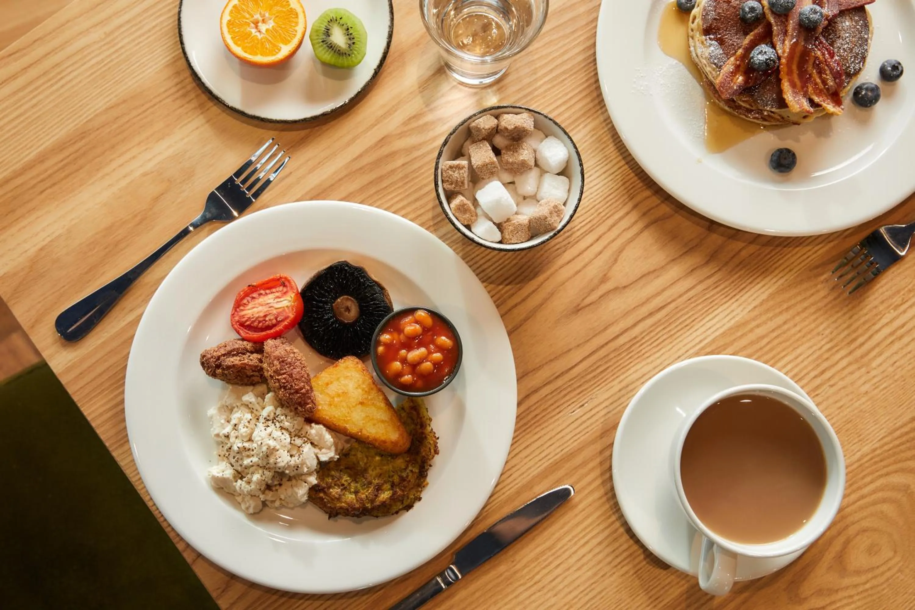 English/Irish breakfast in Hotel Indigo Coventry by IHG