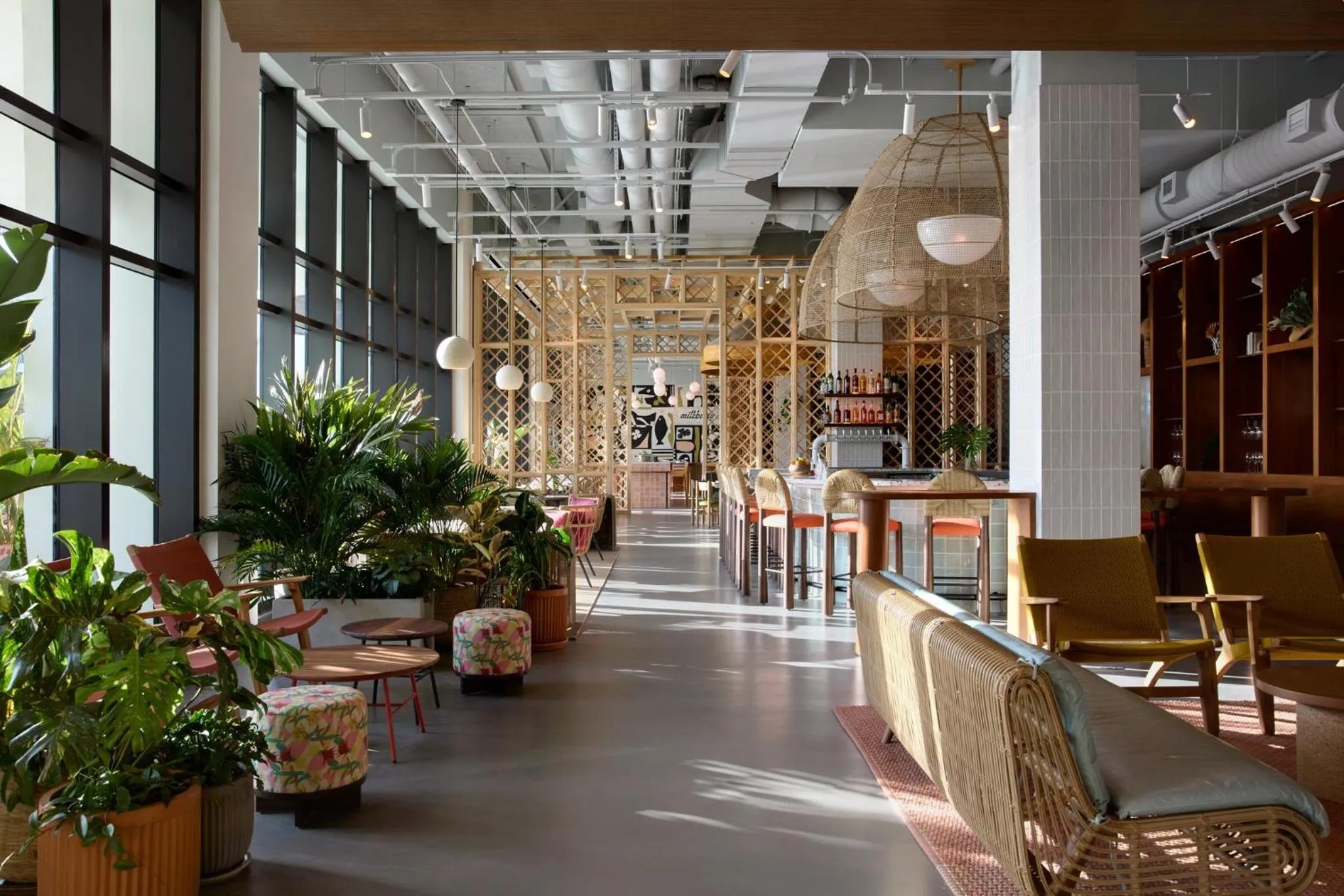 Restaurant/places to eat in Hotel Indigo Grand Cayman by IHG