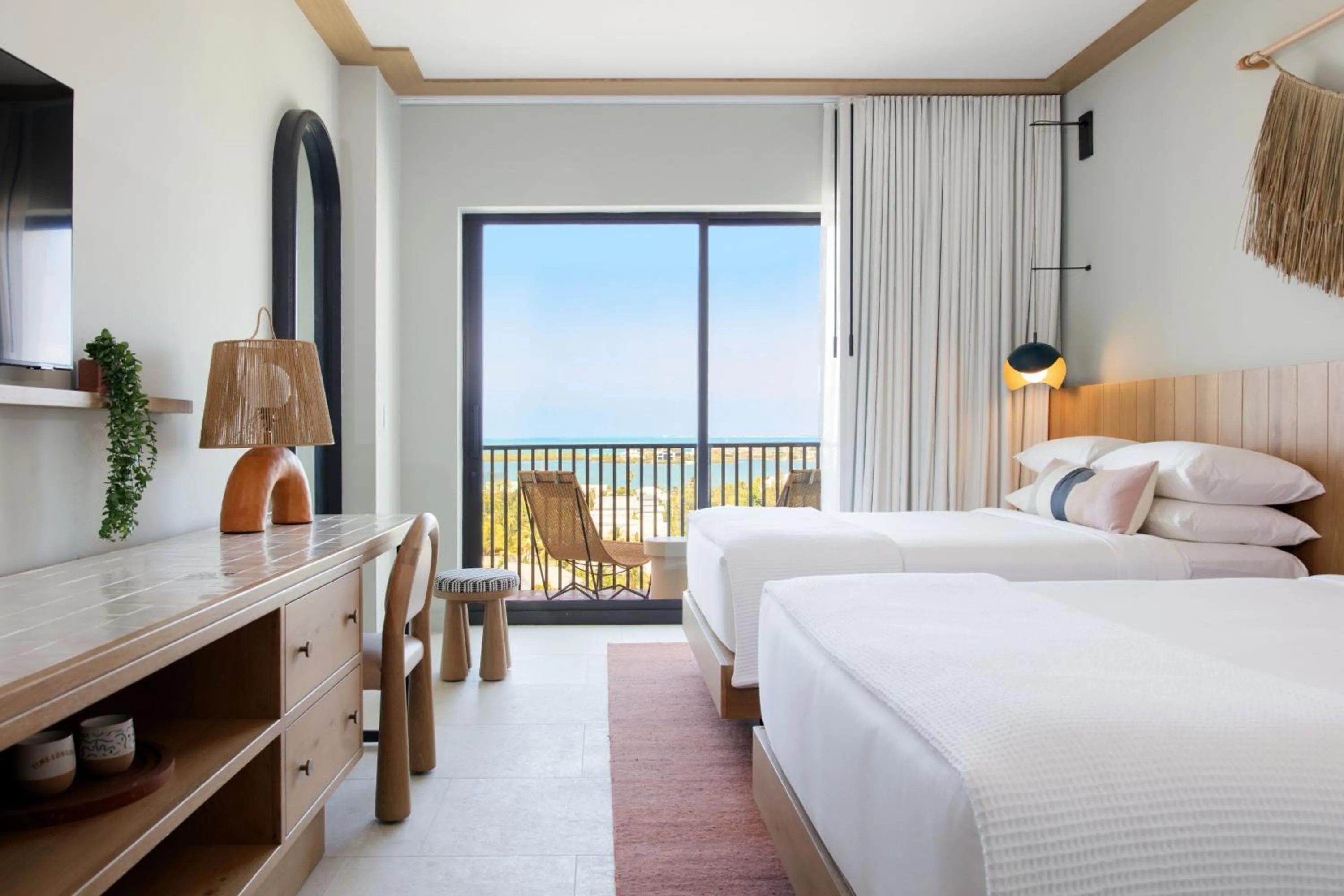 Photo of the whole room, Bed in Hotel Indigo Grand Cayman by IHG