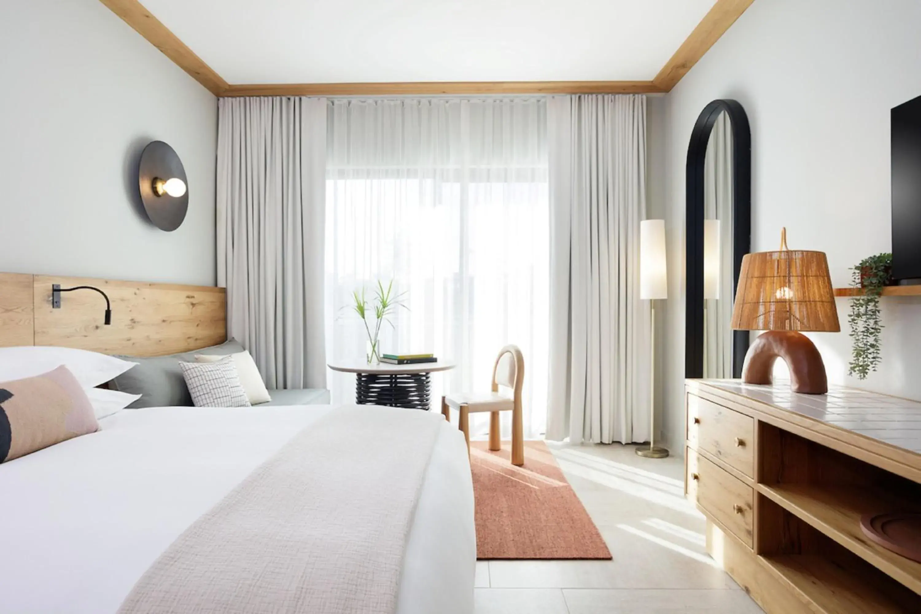 Standard Room in Hotel Indigo Grand Cayman by IHG Standard Room in Hotel Indigo Grand Cayman by IHG