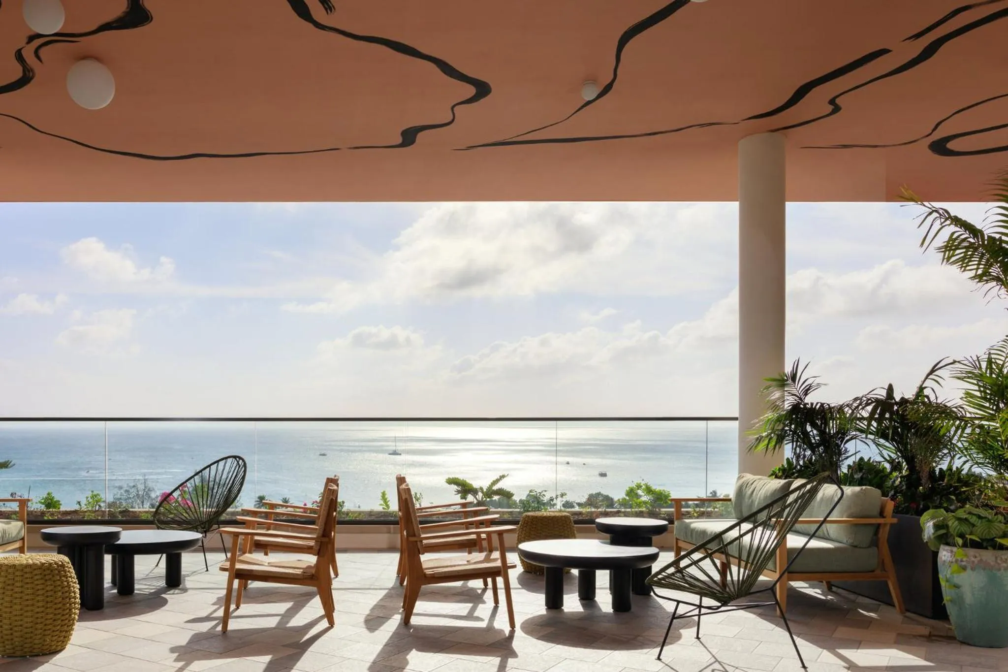 Restaurant/places to eat in Hotel Indigo Grand Cayman by IHG