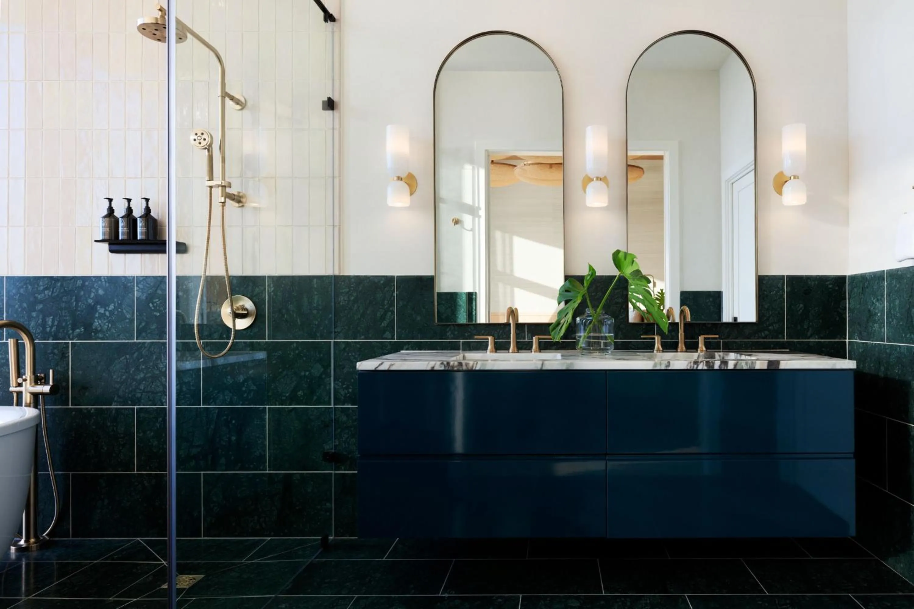 Photo of the whole room in Hotel Indigo Grand Cayman by IHG