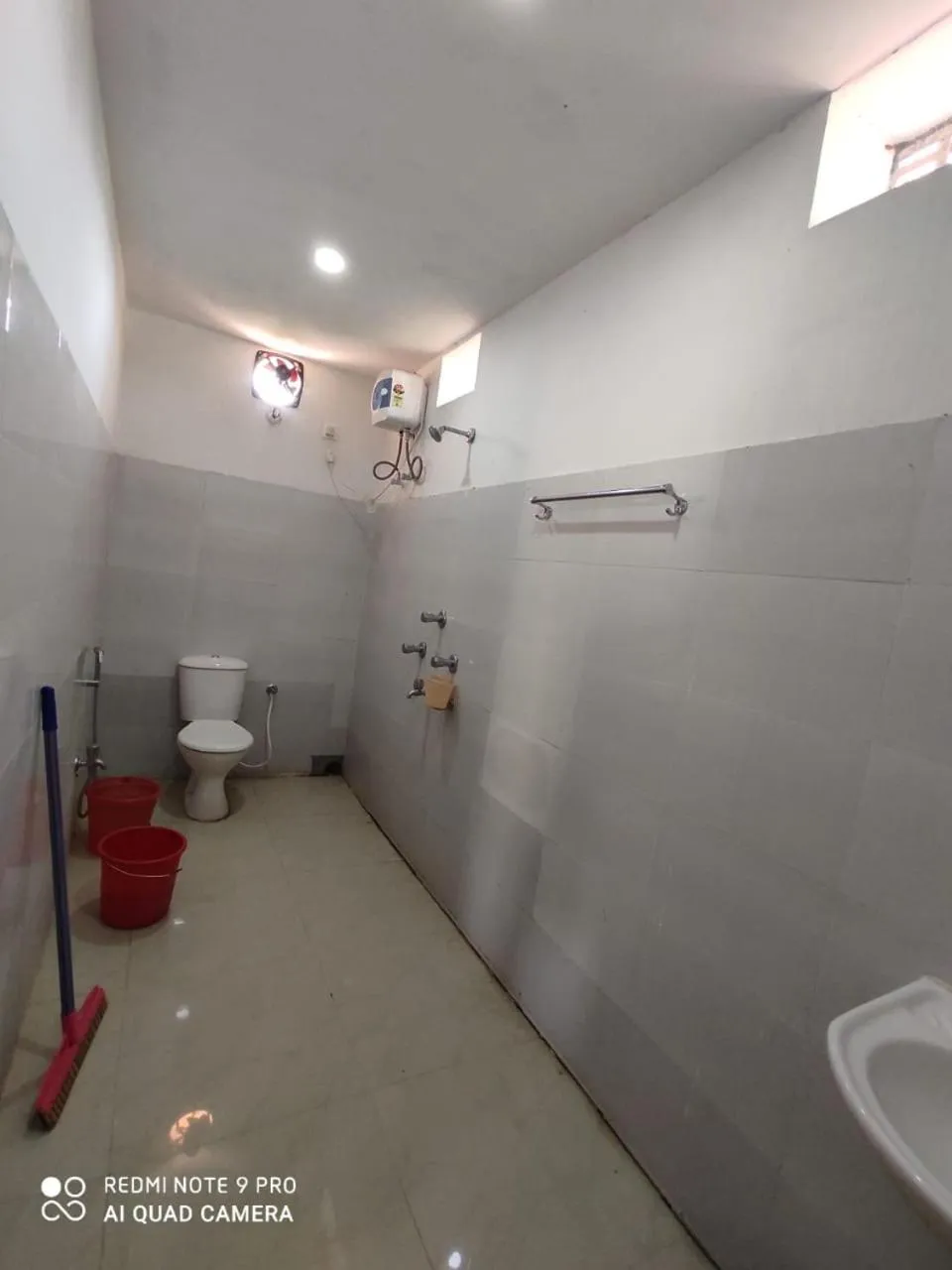 Bathroom in Baranti Eco Tourism Resort, Muradi