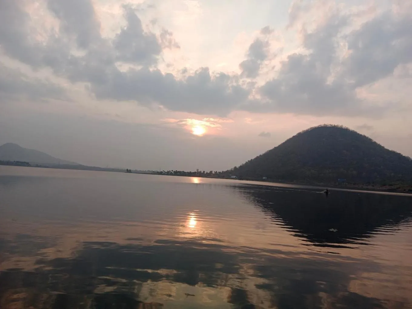 Sunrise in Baranti Eco Tourism Resort, Muradi