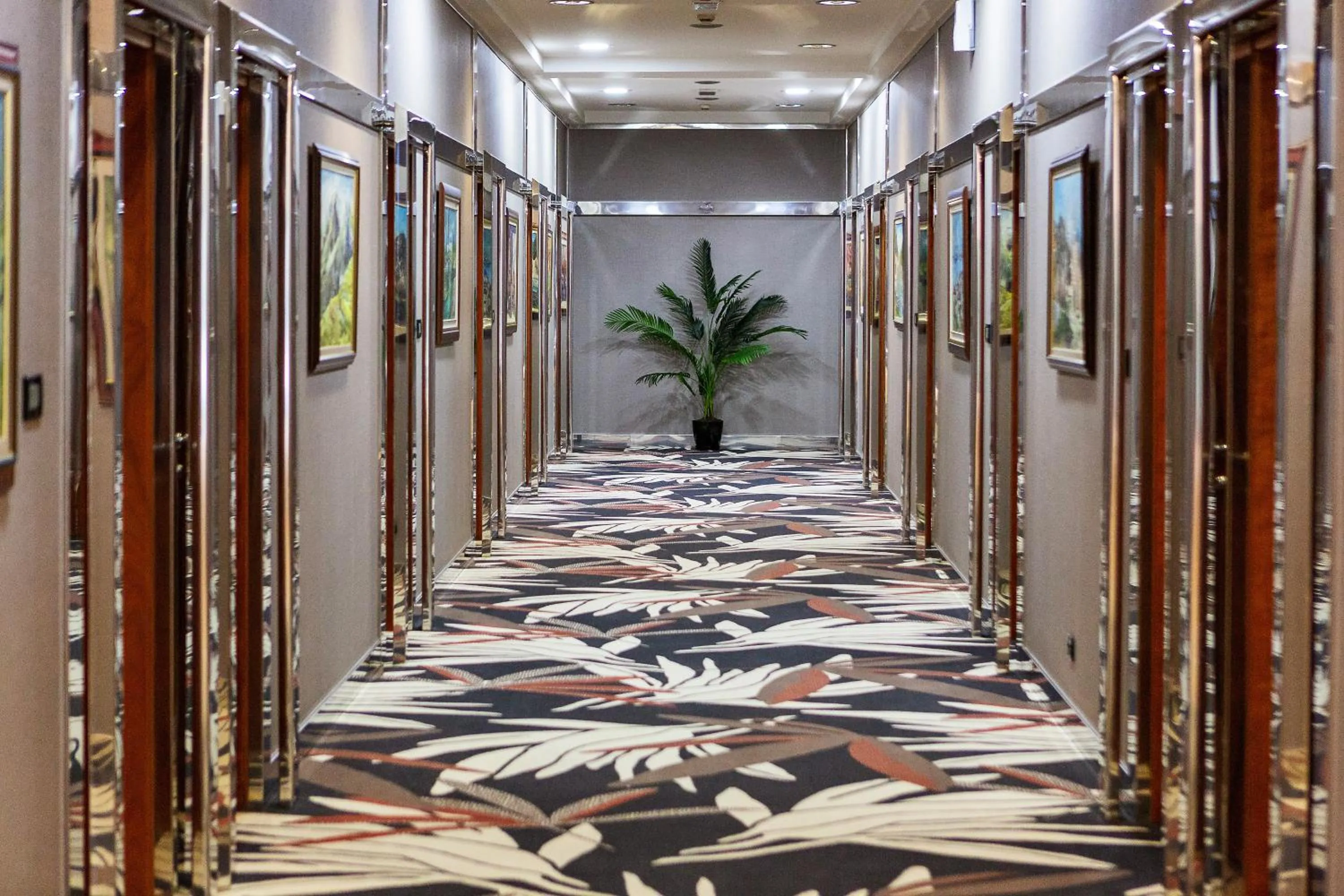 Lobby or reception in Kings Park Hotel