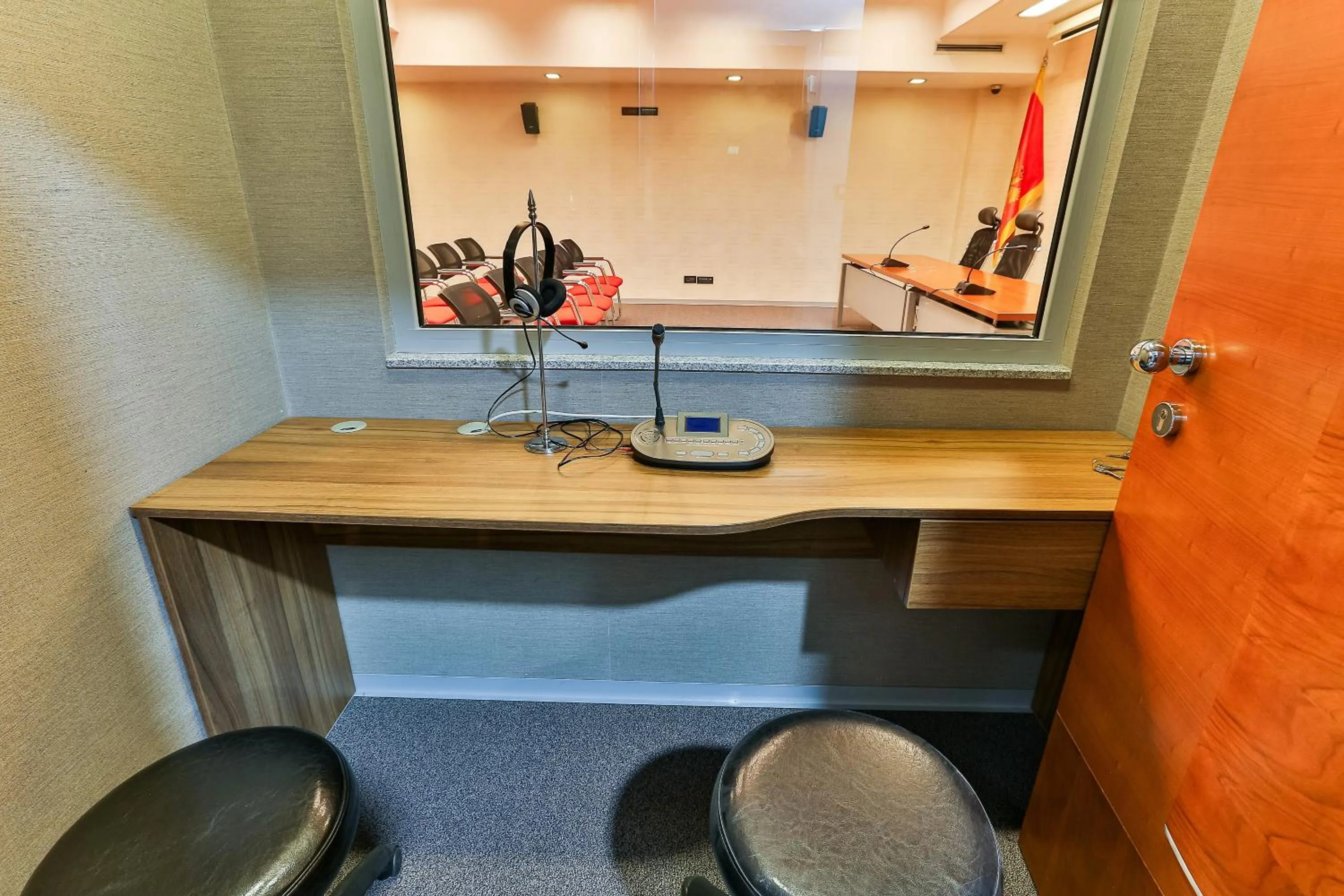 Meeting/conference room in Kings Park Hotel