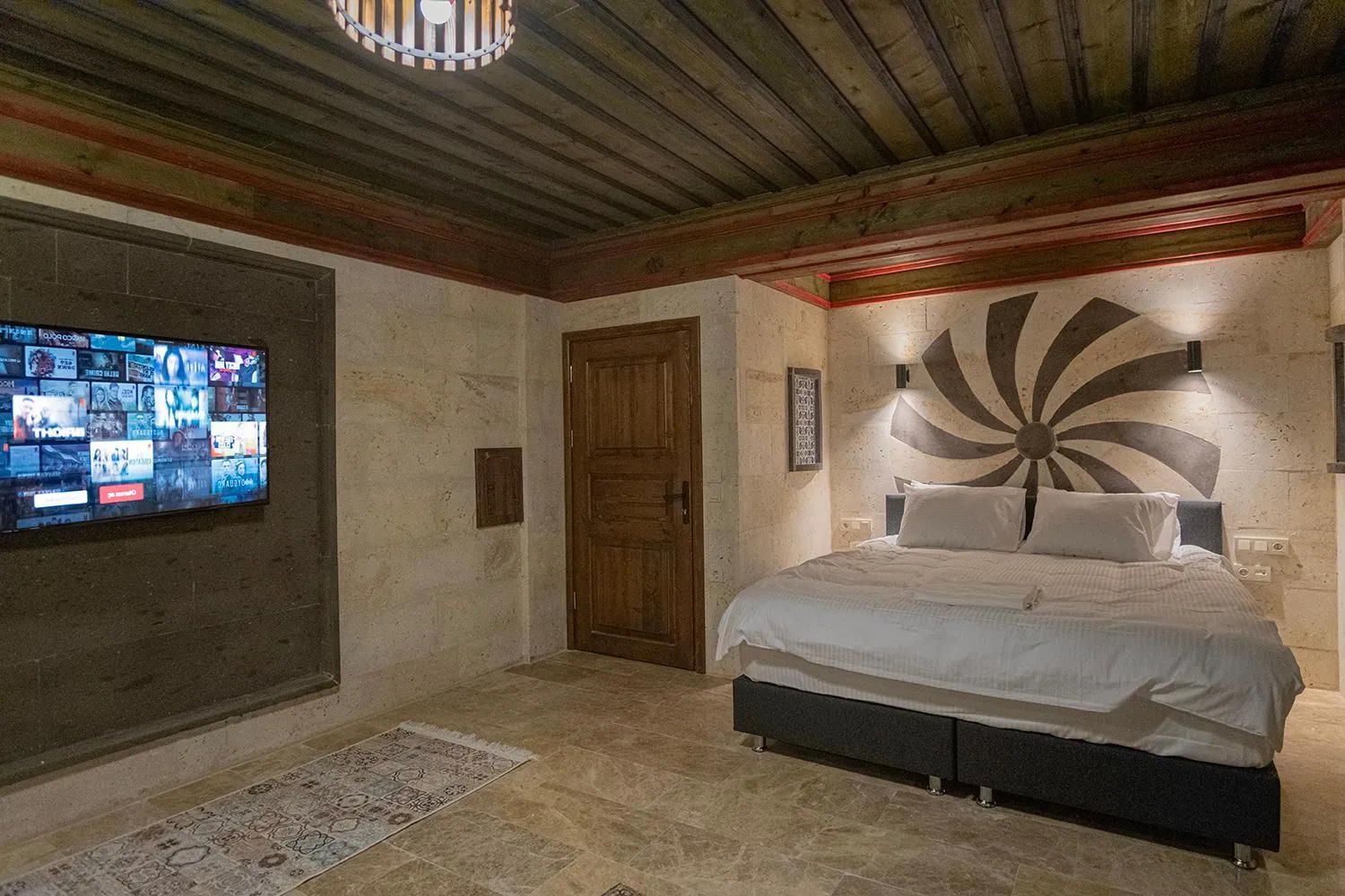 Bed in Uçhisar Premium