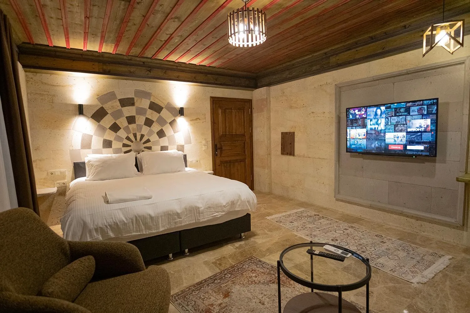 Bed in Uçhisar Premium