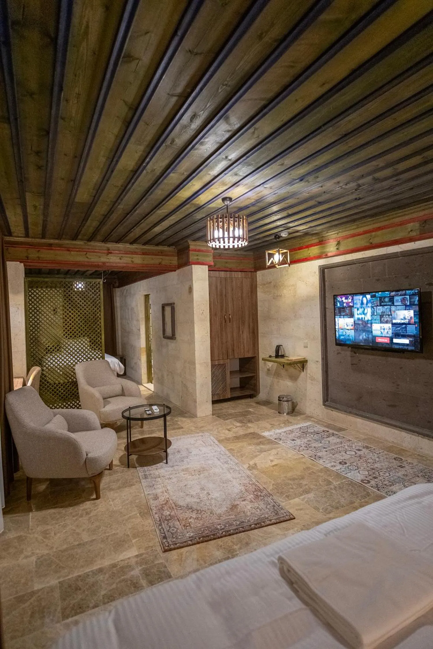 Bed in Uçhisar Premium