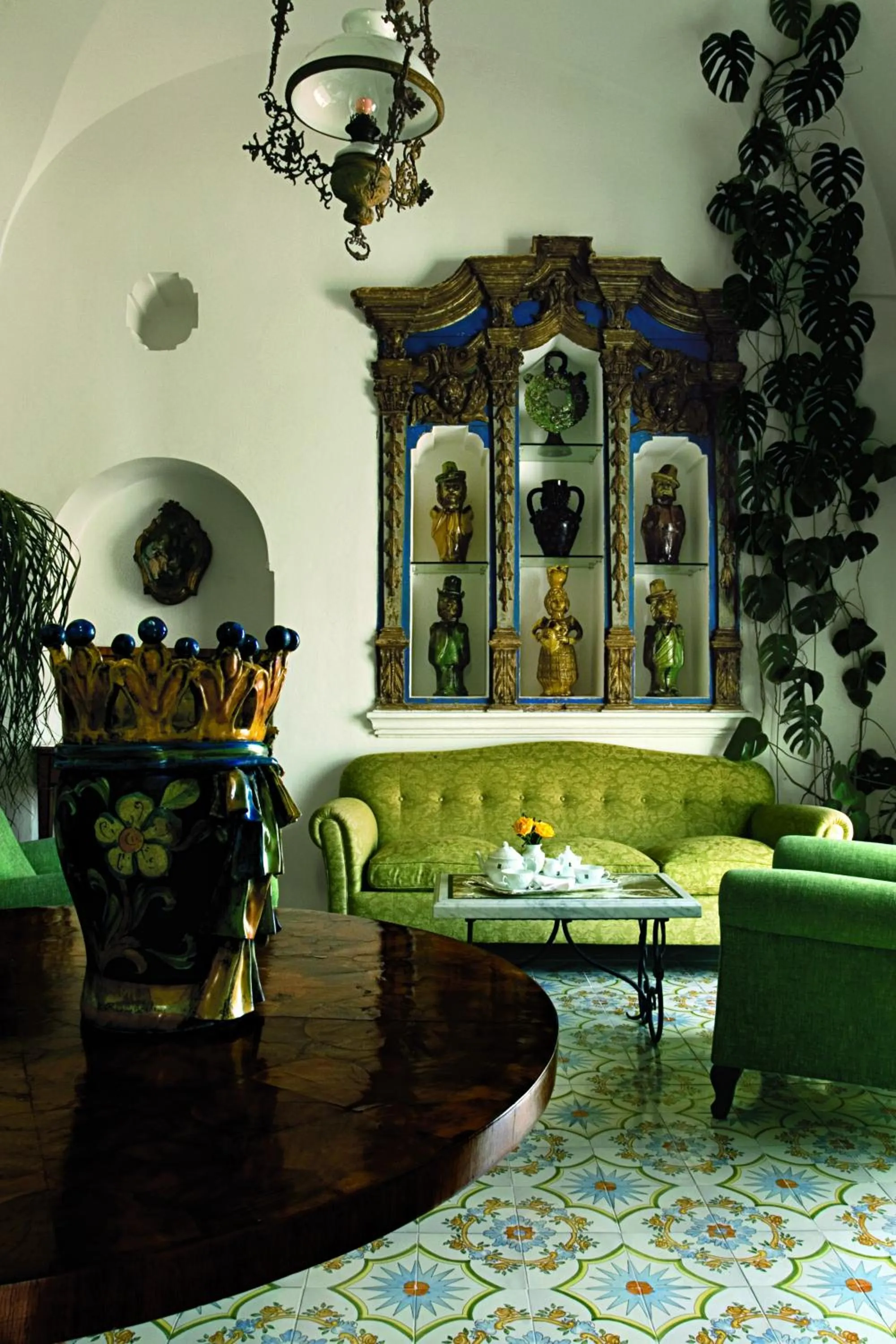 Seating area in Le Sirenuse