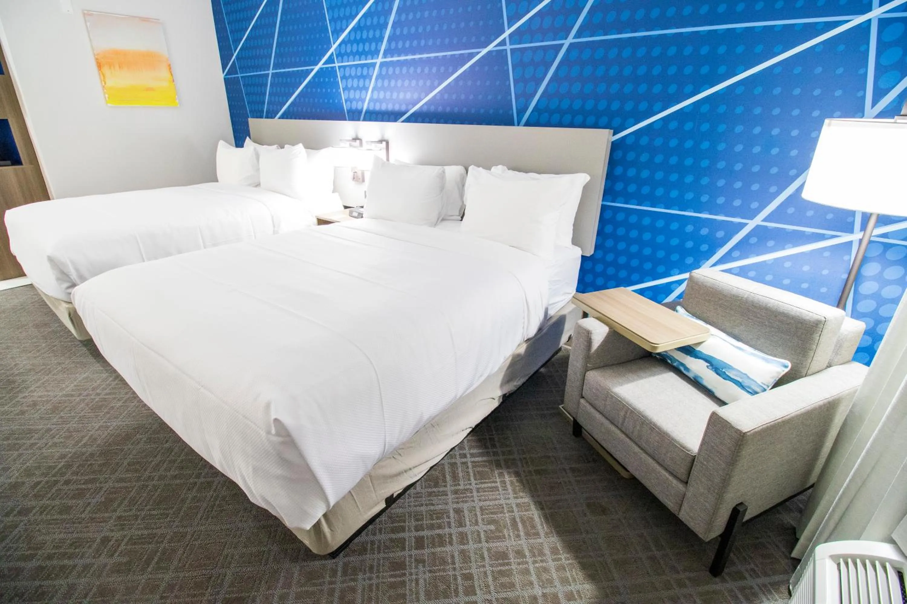 Bed in Comfort Inn & Suites Schulenburg