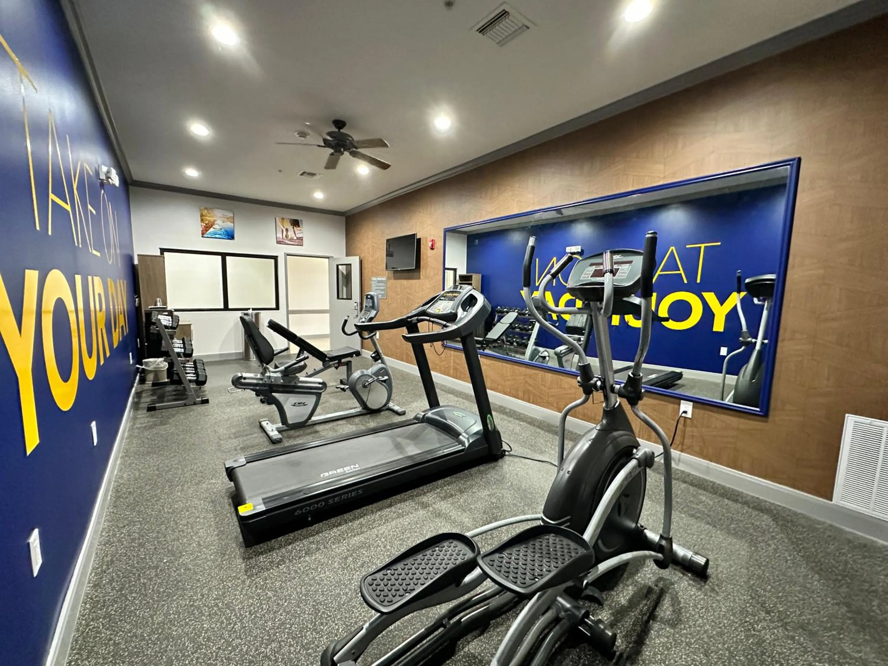 Fitness centre/facilities in Comfort Inn & Suites Schulenburg