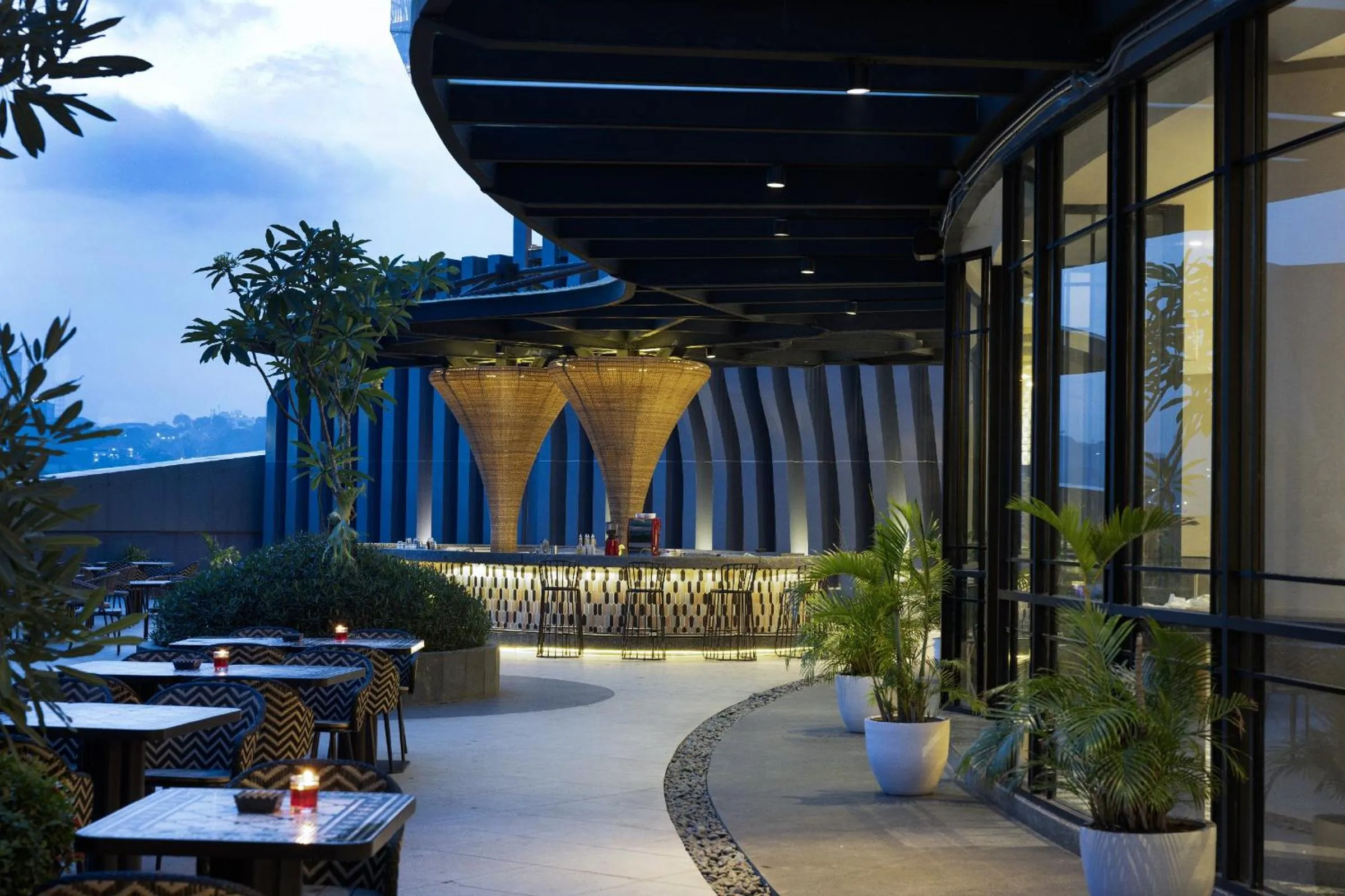 Restaurant/places to eat in Hotel Santika Premiere Lampung