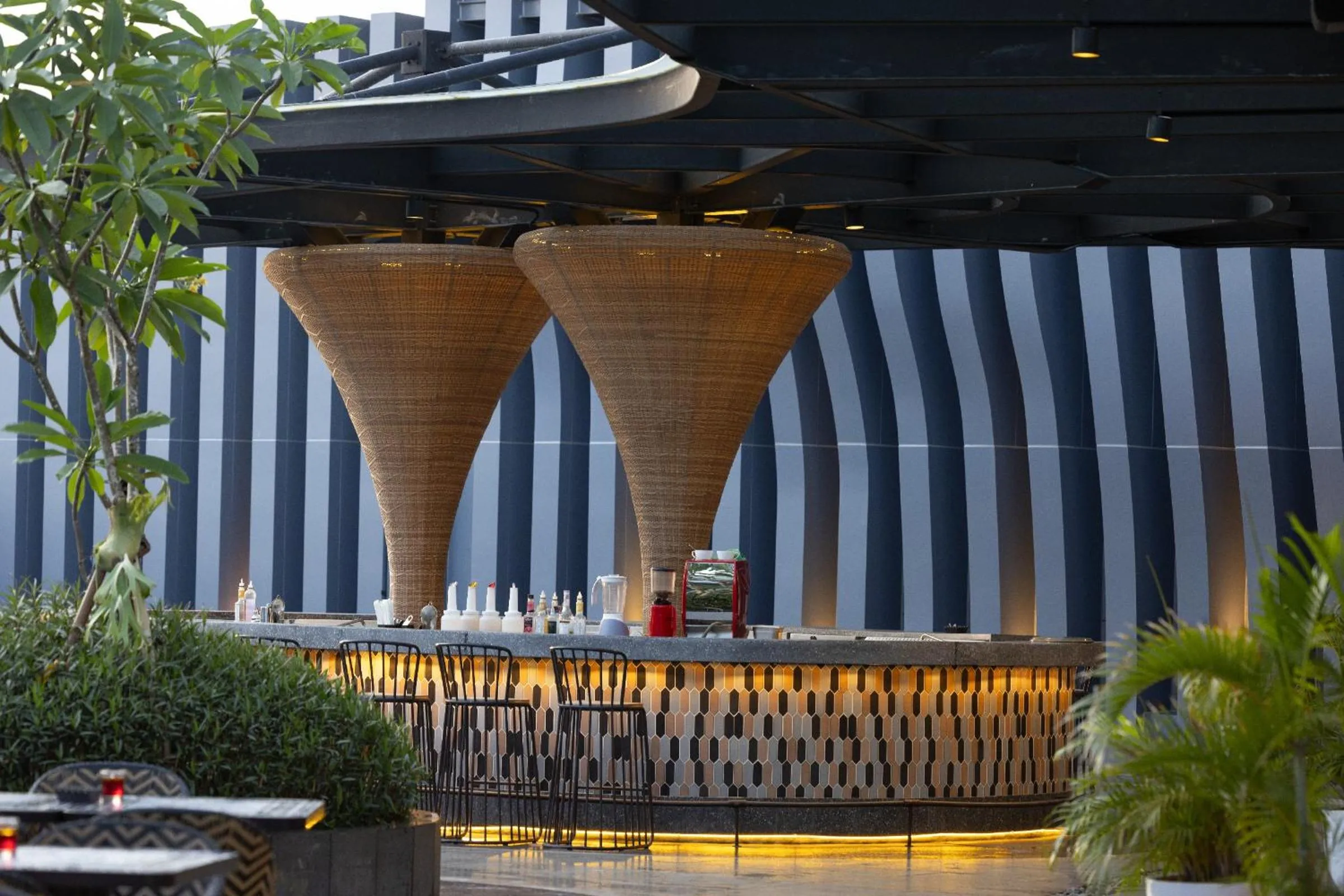 Restaurant/places to eat in Hotel Santika Premiere Lampung