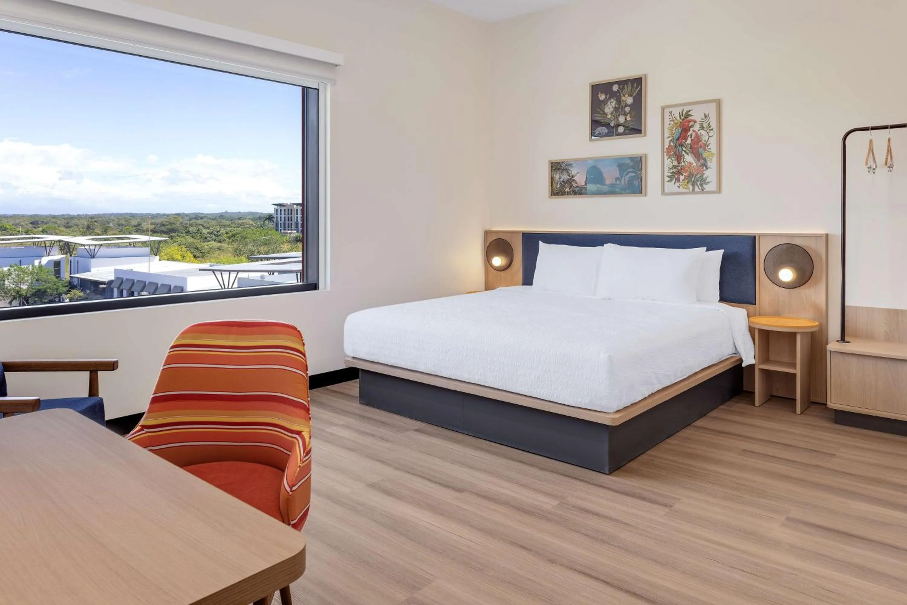 Bed in Hampton By Hilton Guanacaste Airport